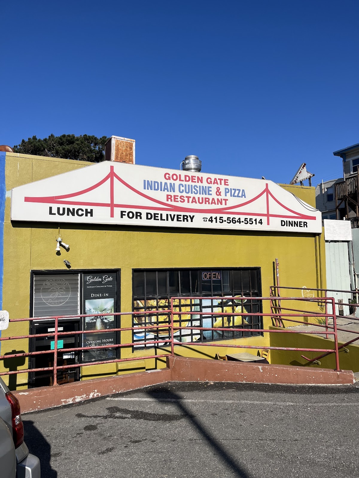 Golden Gate Indian Cuisine & Pizza: the place