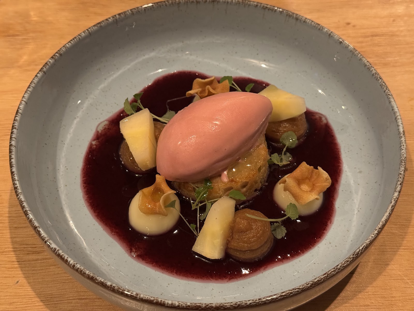 Morris & Bella: food & drinks