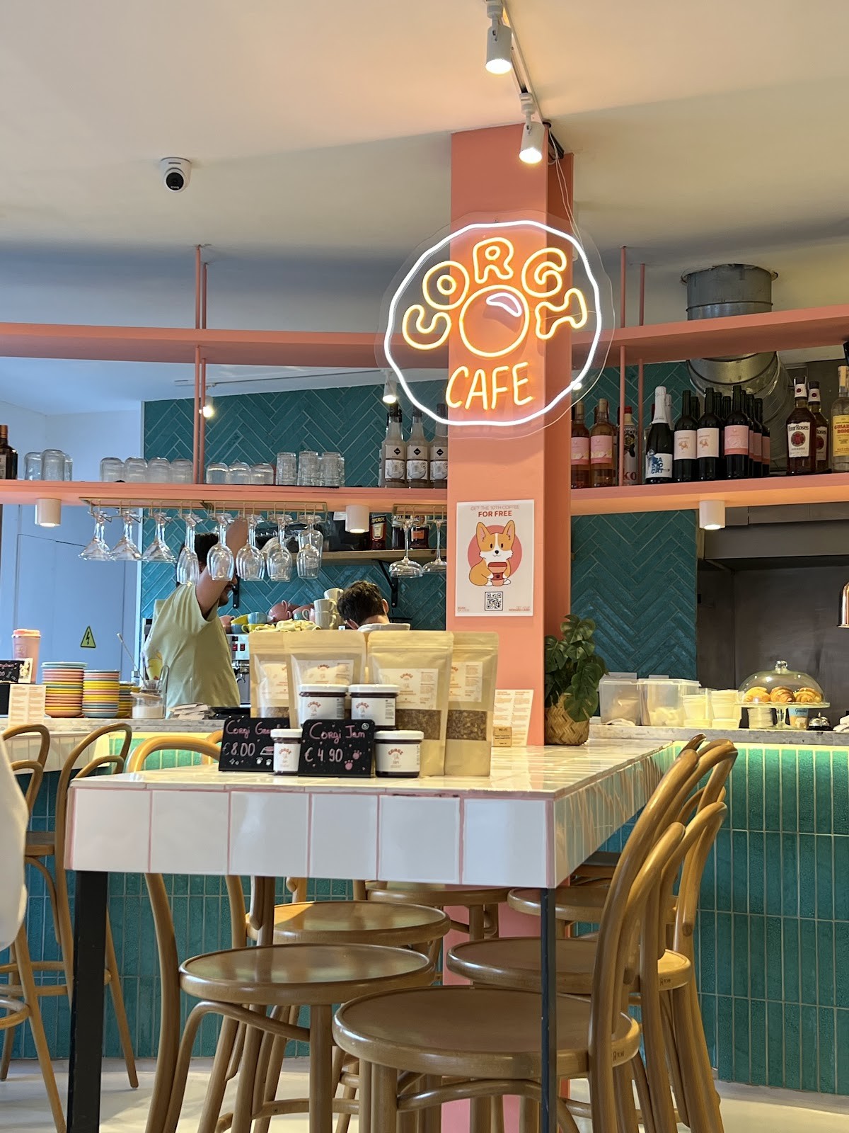 Corgi Cafe | Arc de Triomf: the place