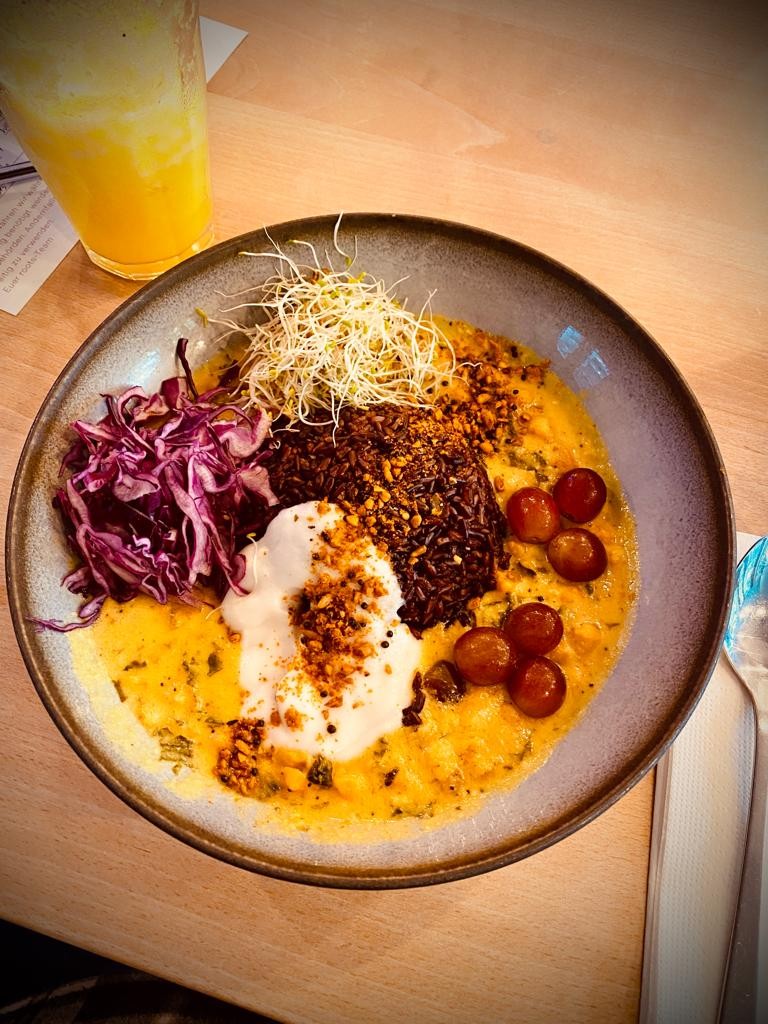 Roots: food & drinks