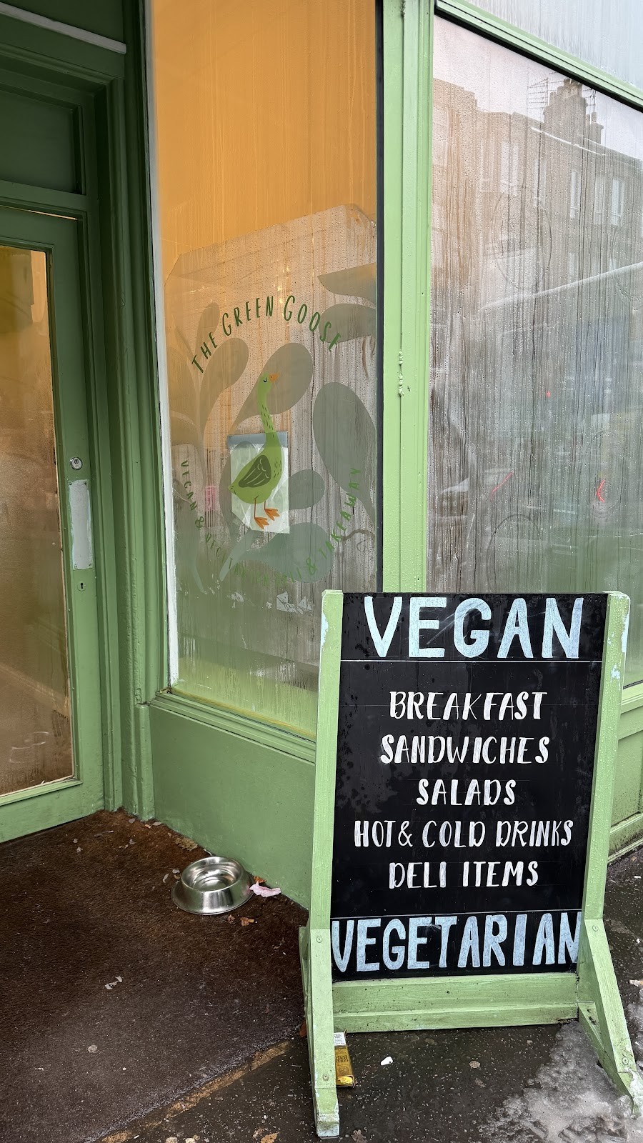 The Green Goose: the place