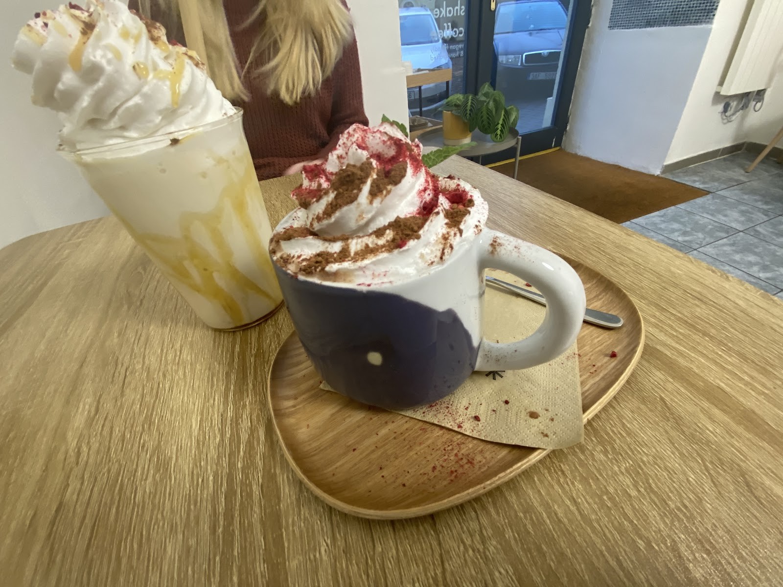 Imaginarni Zmrzlina: food & drinks