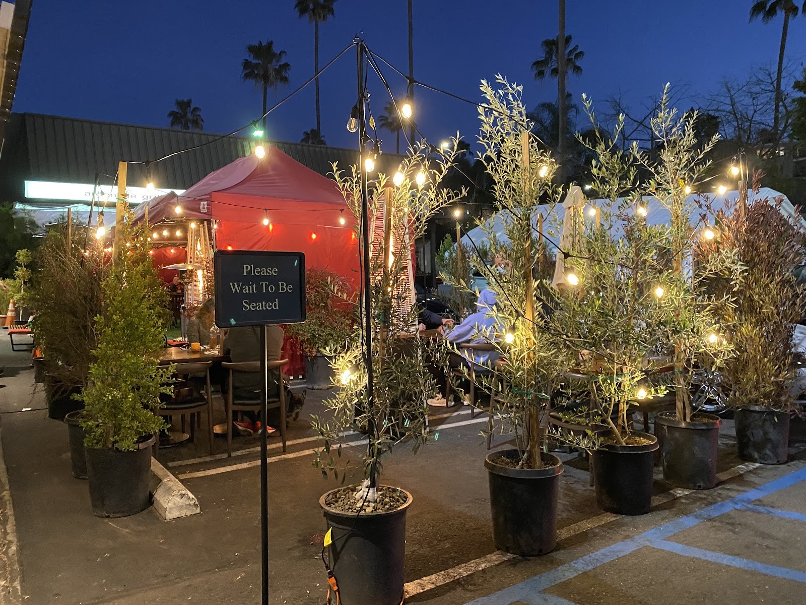 H.O.P.E. Healthy Organic Positive Eating: the place