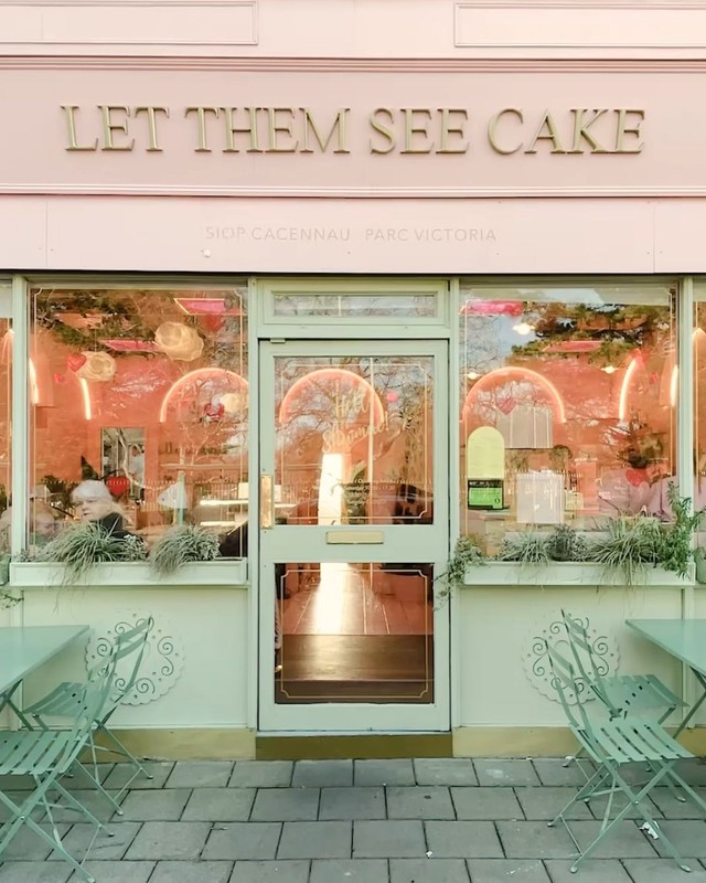 Let Them See Cake: photo