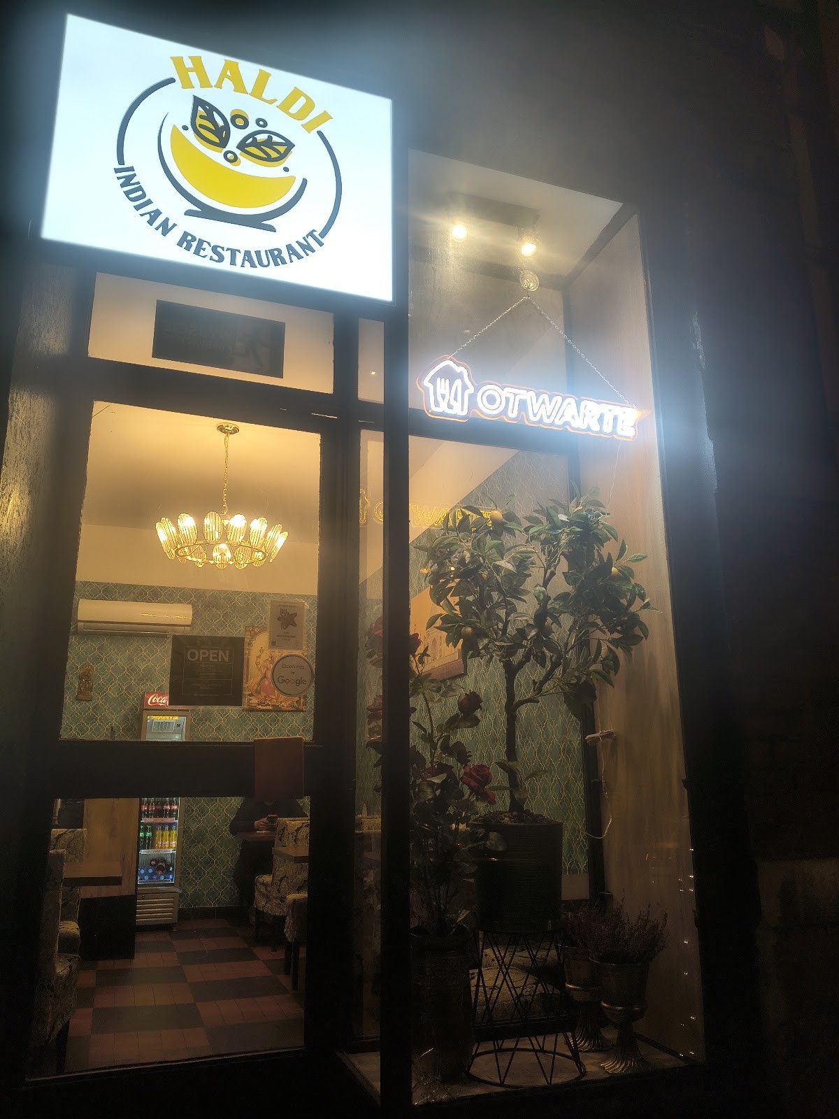 Haldi - Indian Restaurant: the place