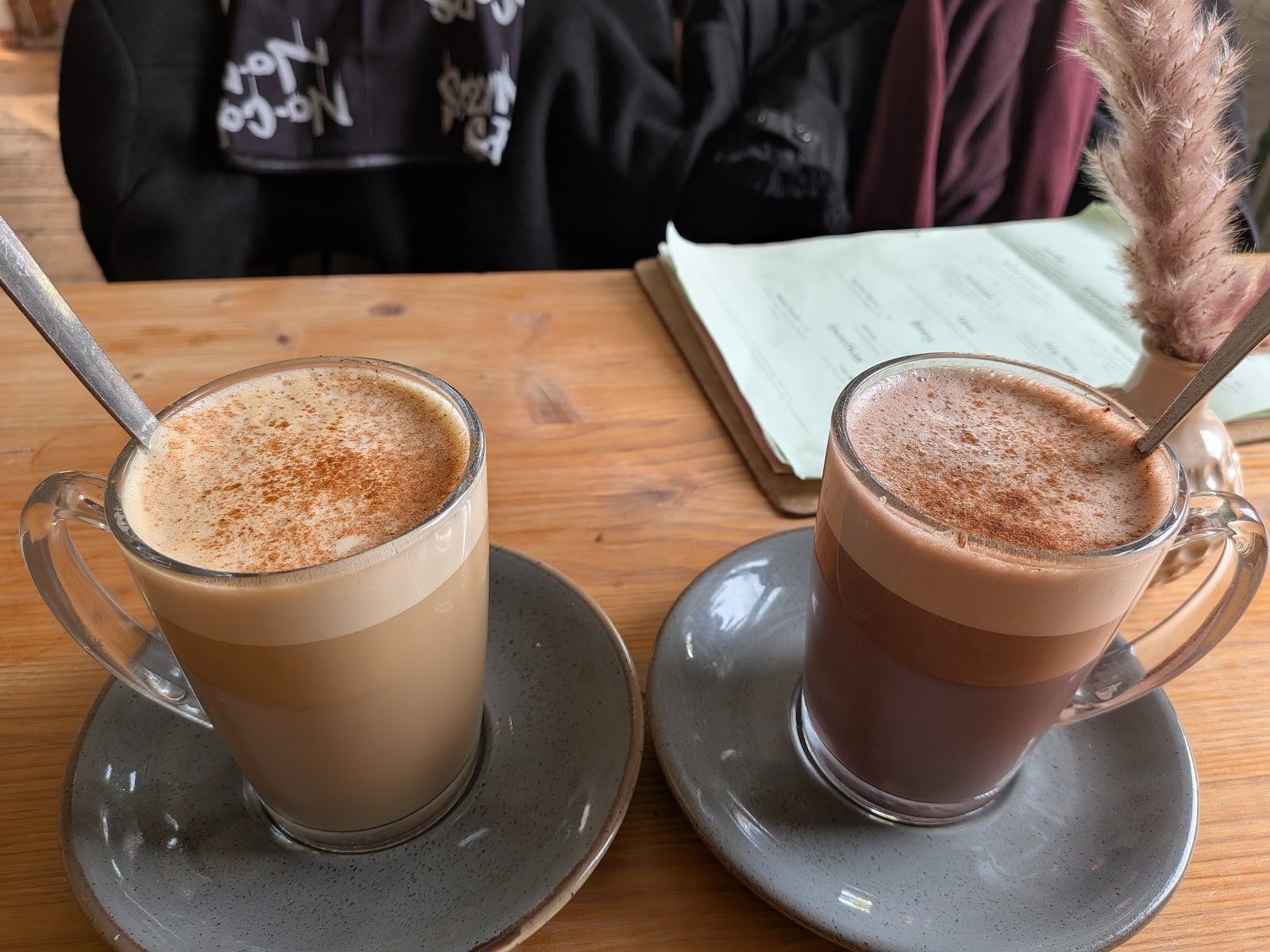 MANA Food Moabit: food & drinks