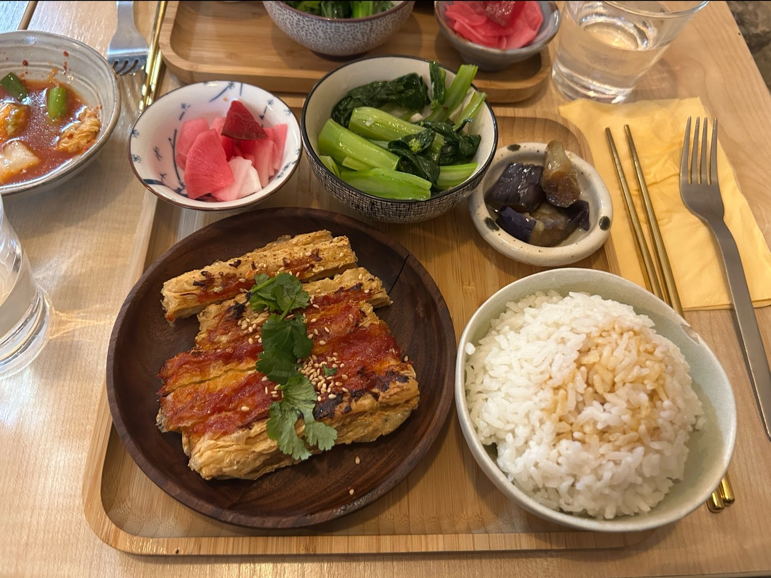 Chez Eating: food & drinks