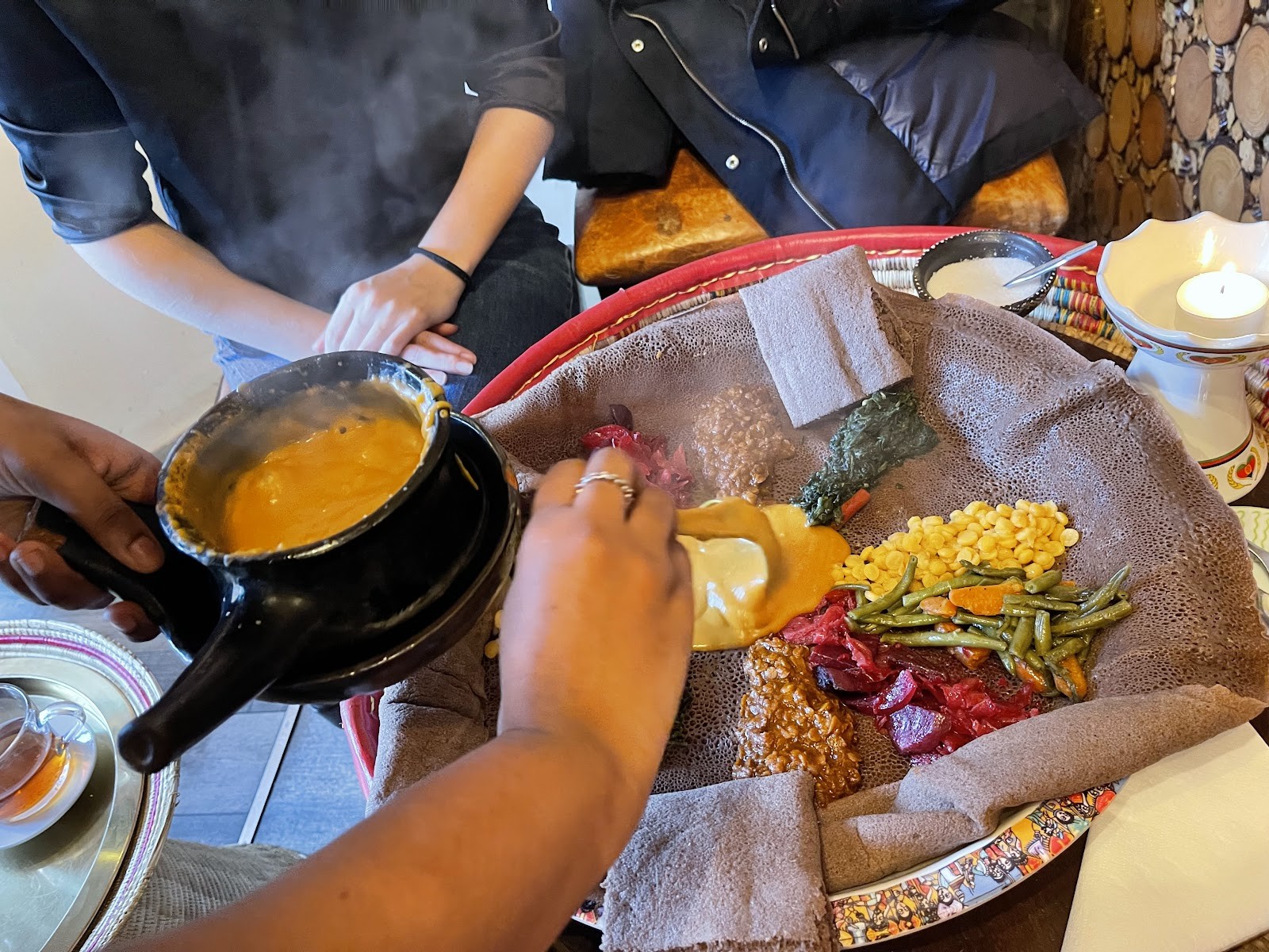 Rhoda: food & drinks