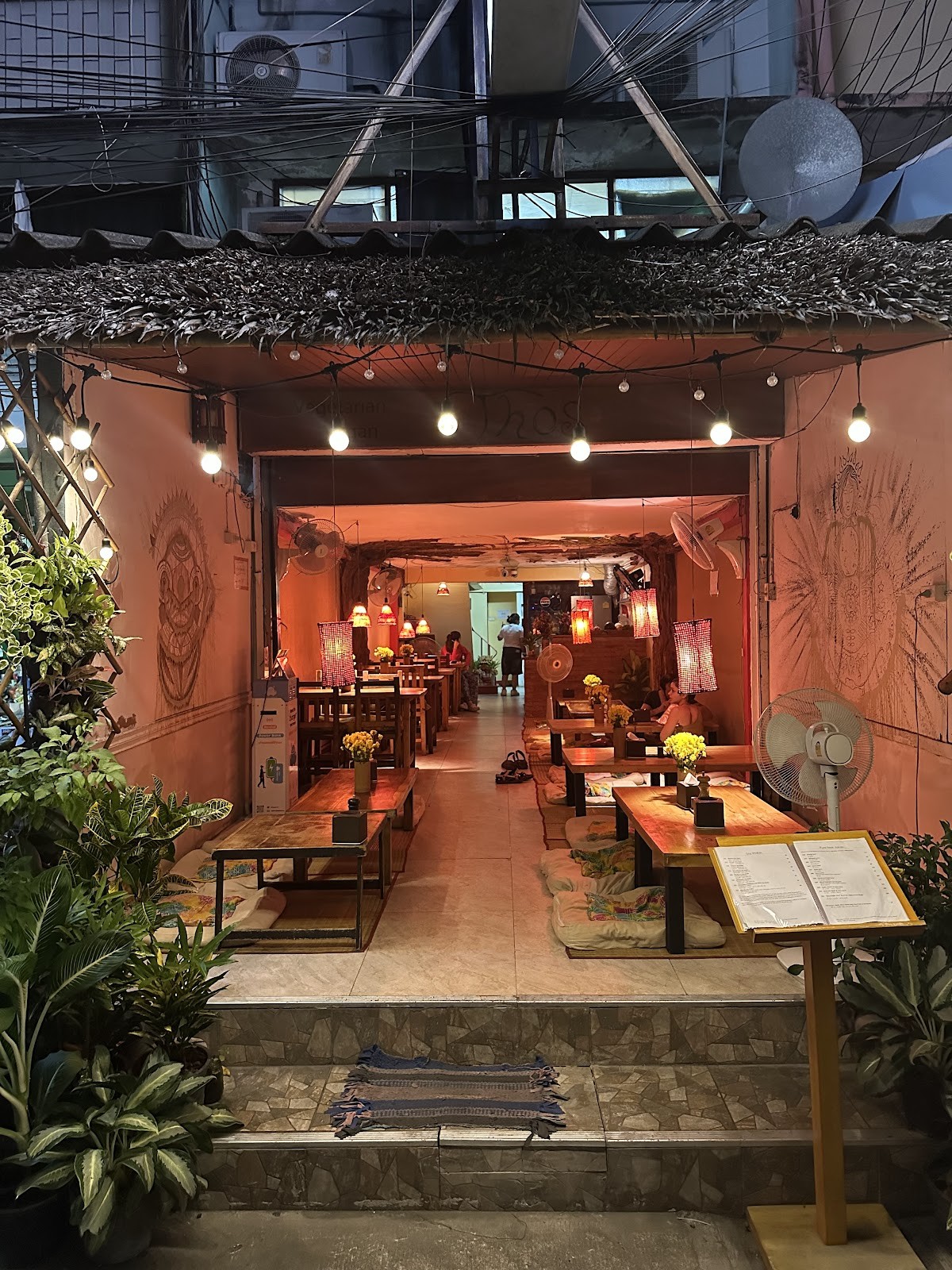 Ethos Vegetarian & Vegan Restaurant: the place