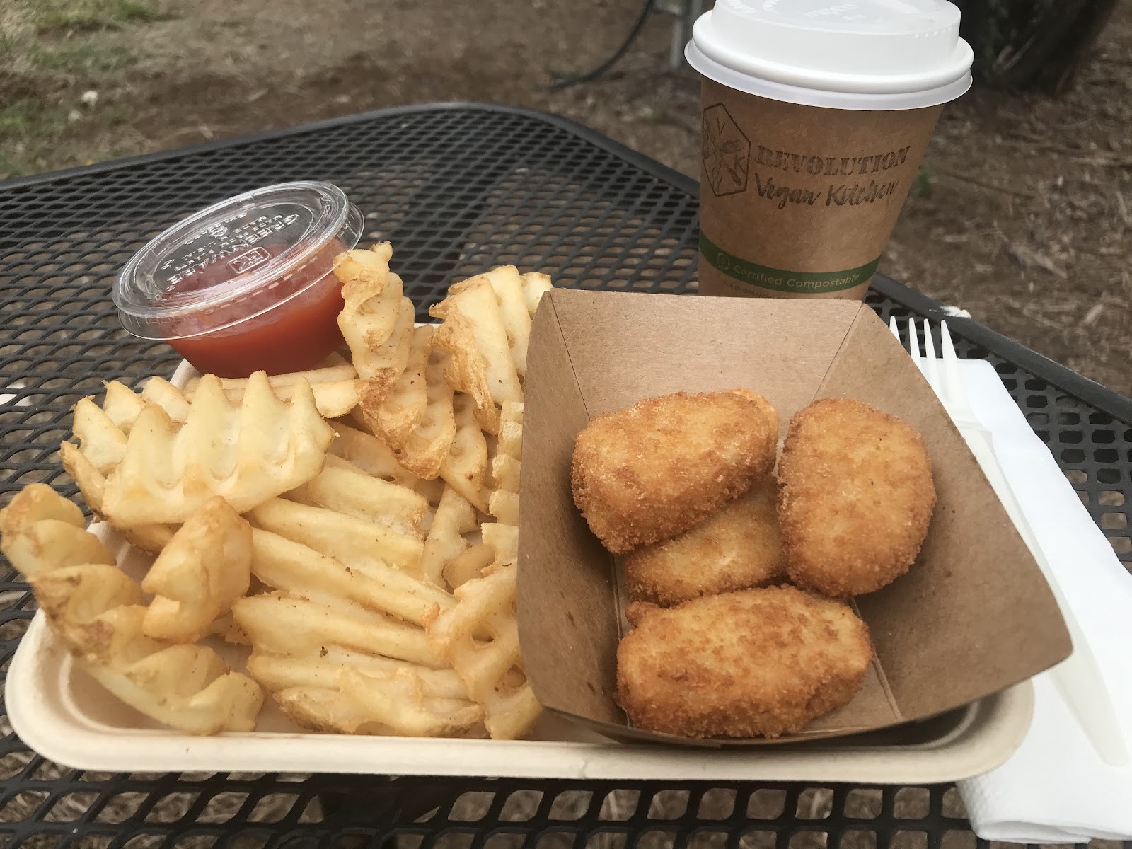 Revolution Vegan Kitchen: food & drinks