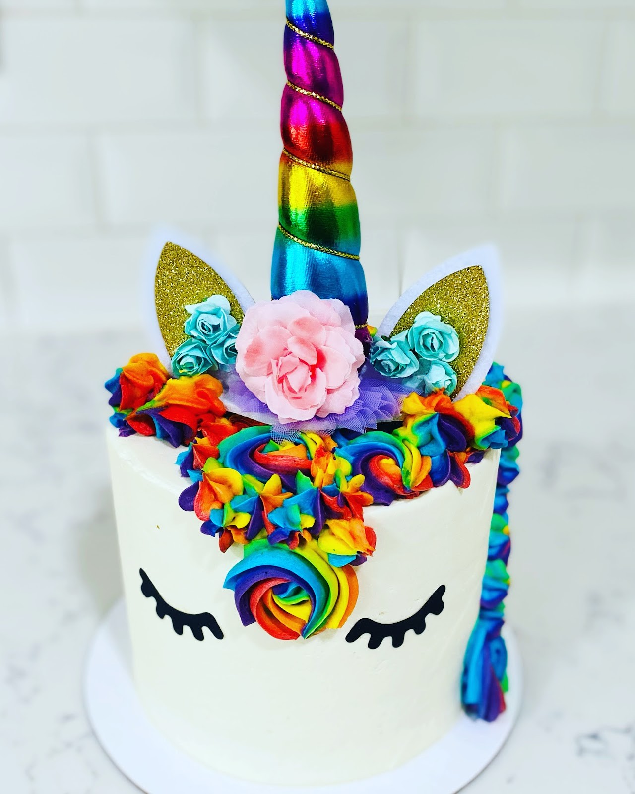 Austin Kind Cakes: food & drinks