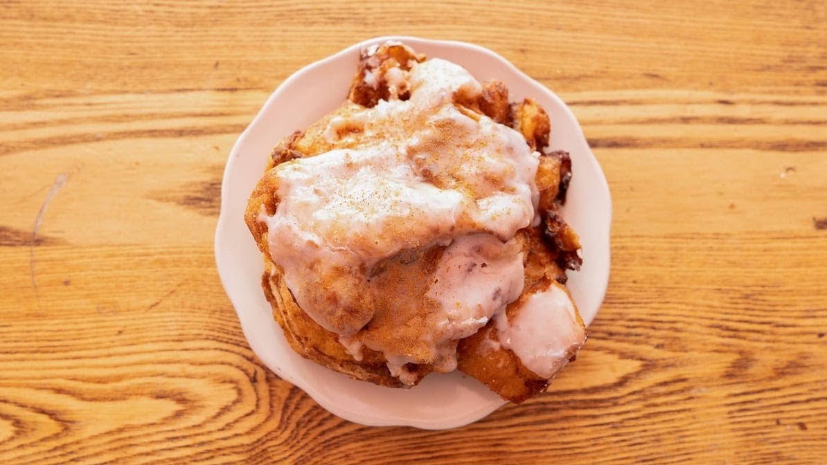 Dottie’s Donuts: food & drinks