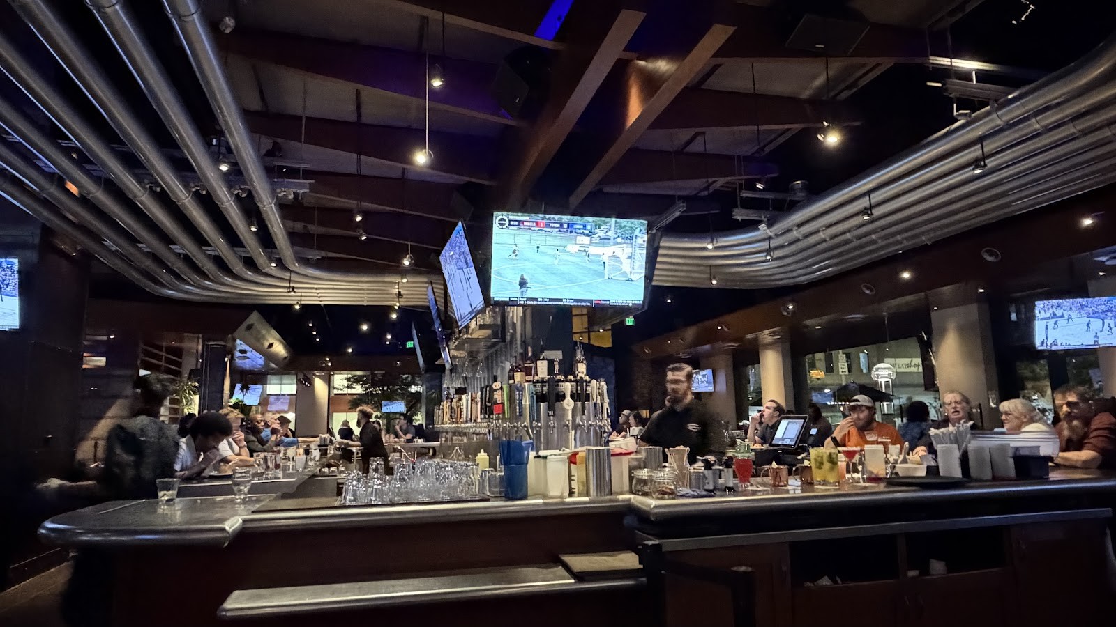 Yard House: the place