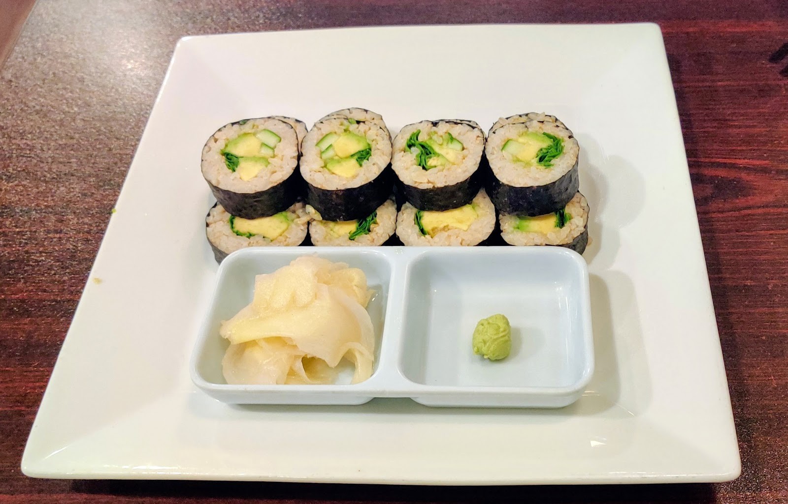 Amitabul Simply Vegan: food & drinks