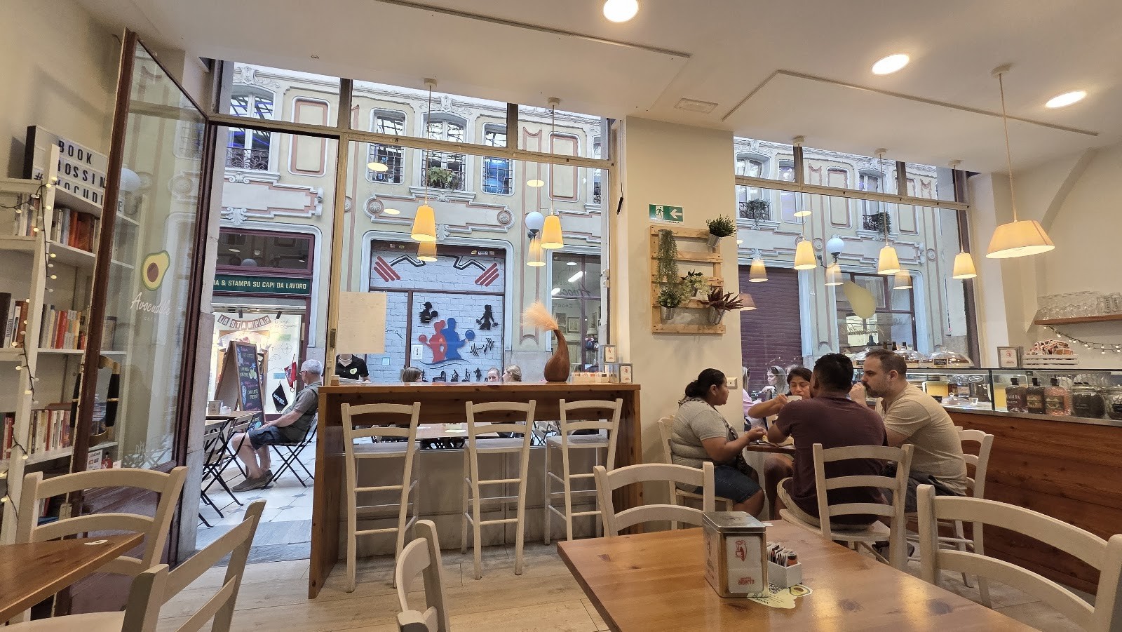 Avocuddle Café | Brunch Torino: the place