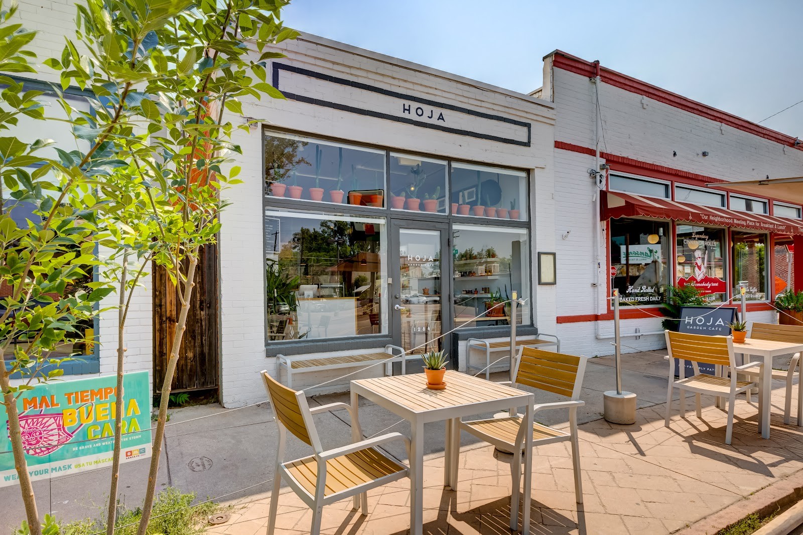 HOJA: the place