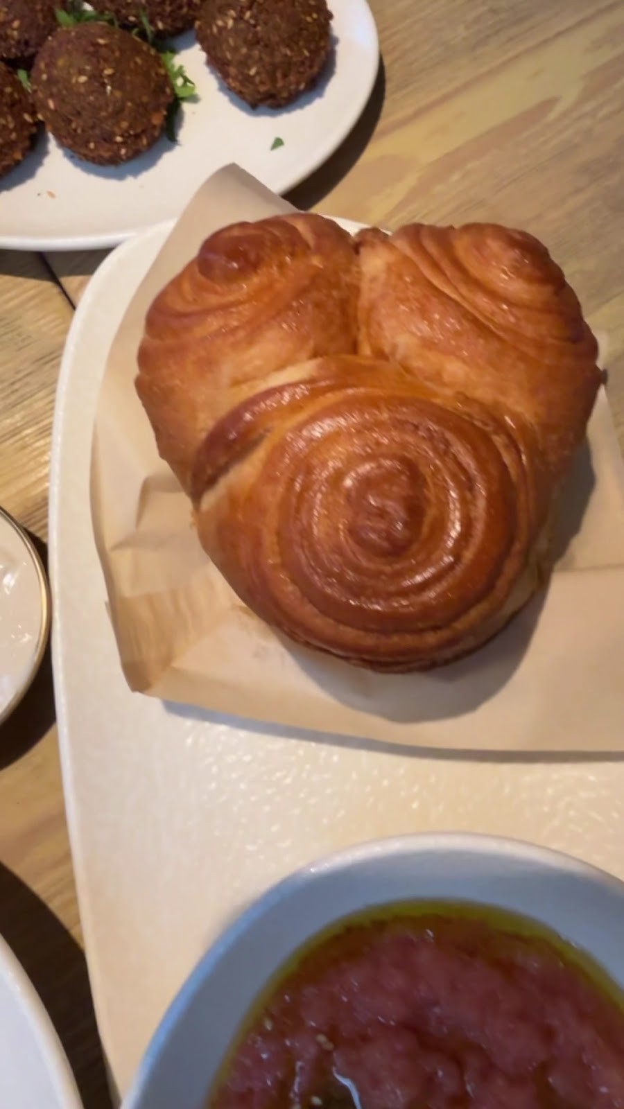 BARGANZO: food & drinks