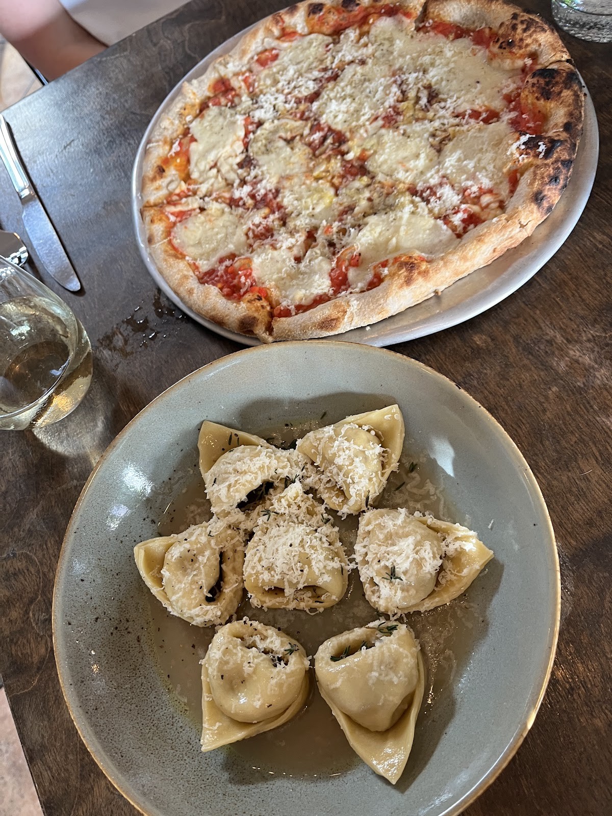 Donna Jean: food & drinks
