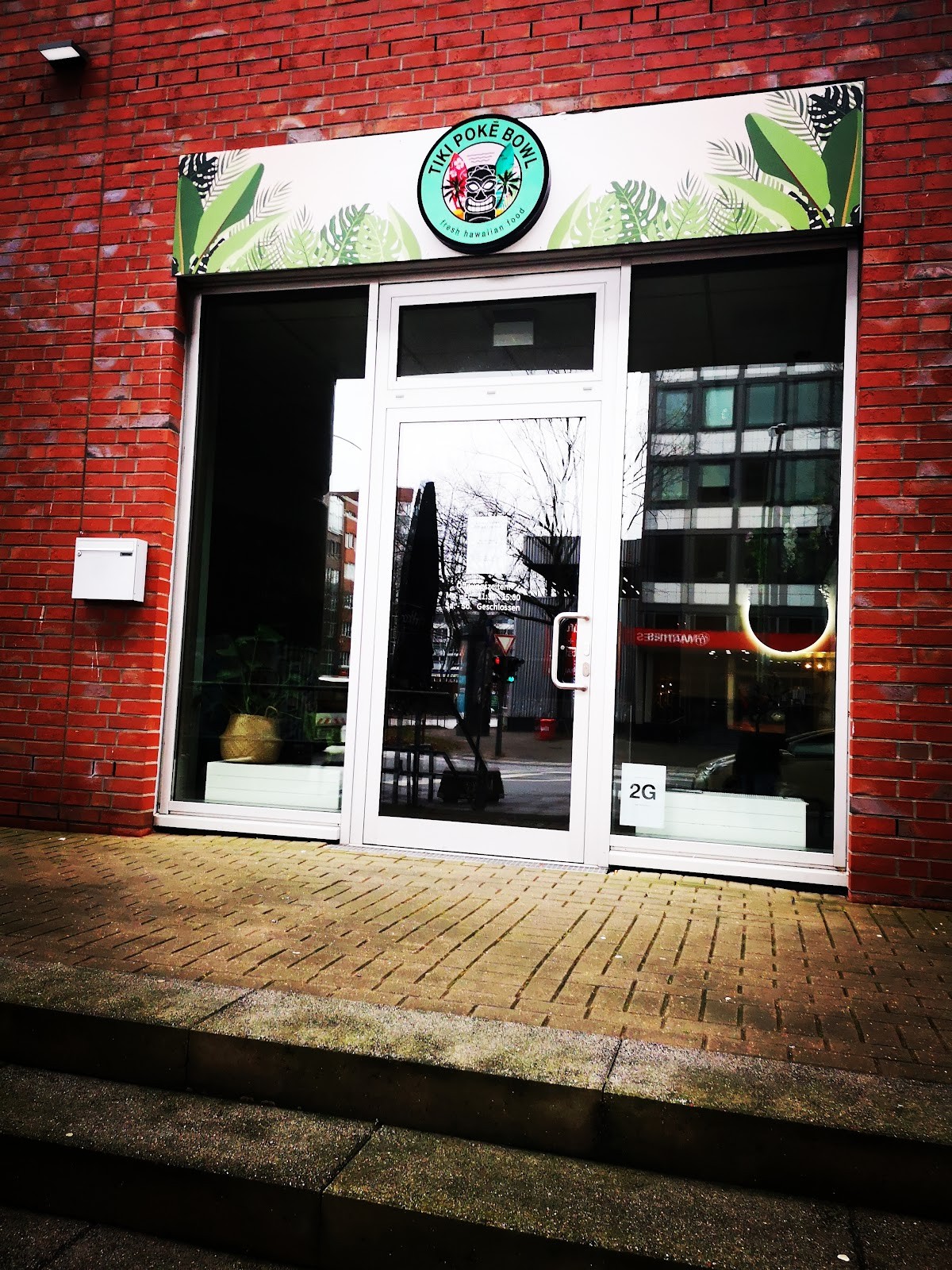 Tiki Poke Bowl: the place