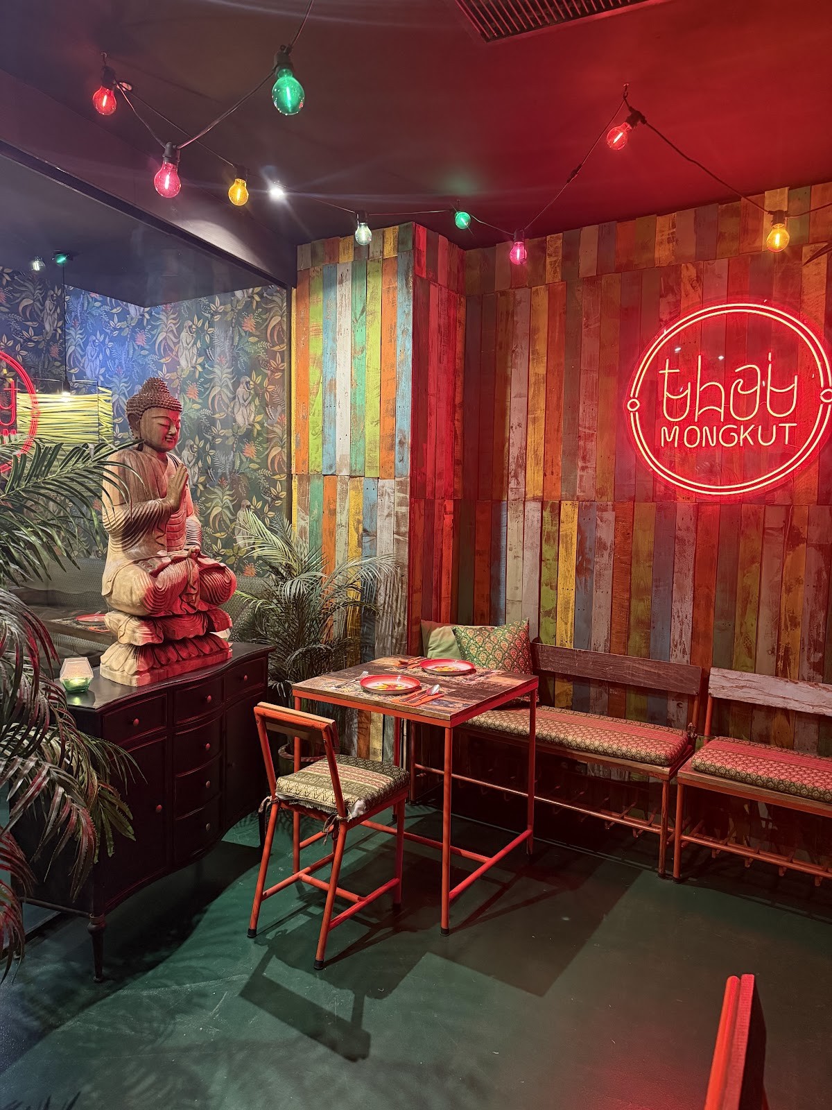 Thai Mongkut | Ruzafa: the place