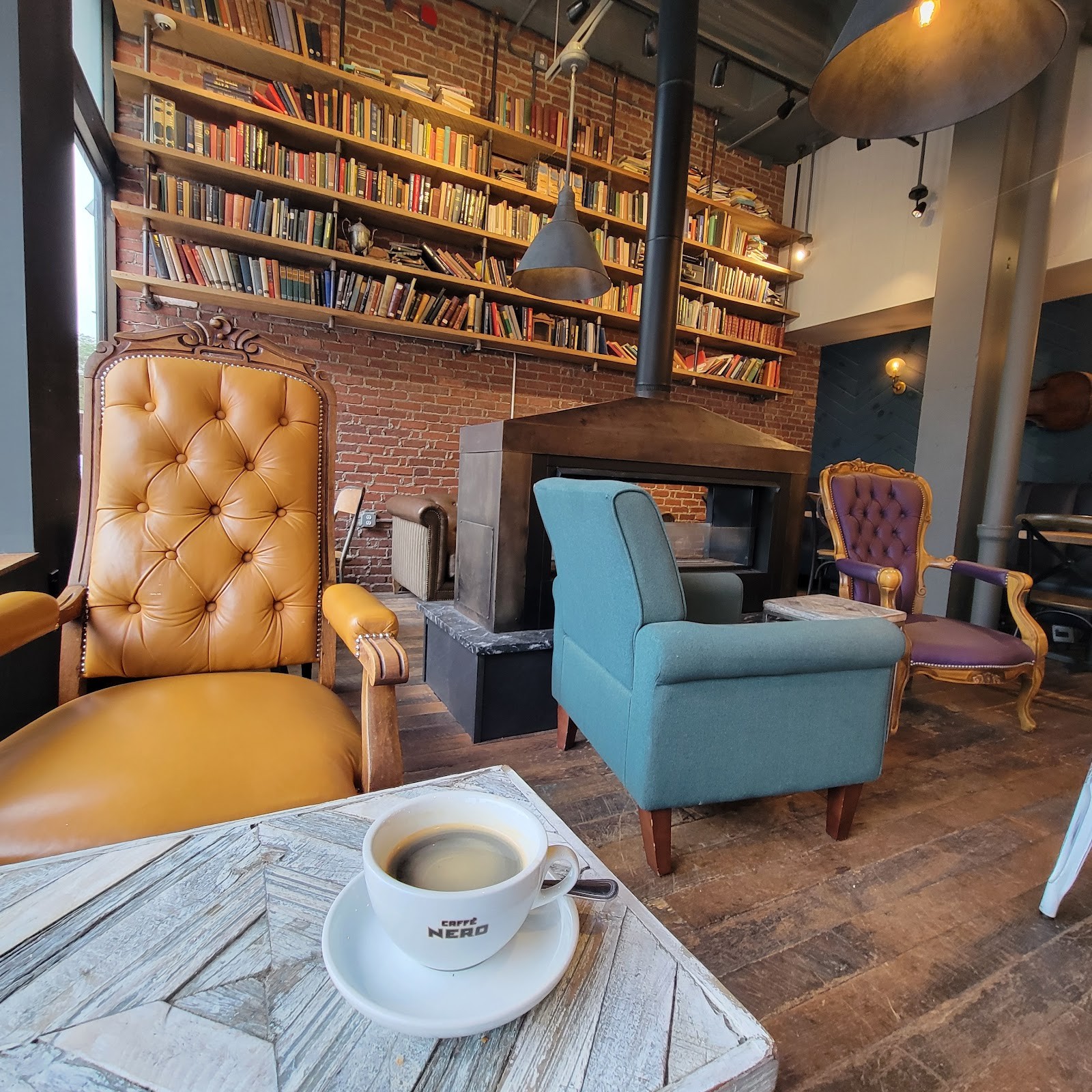 Caffè Nero: the place