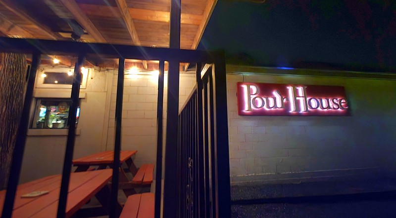 Pour House: photo 4