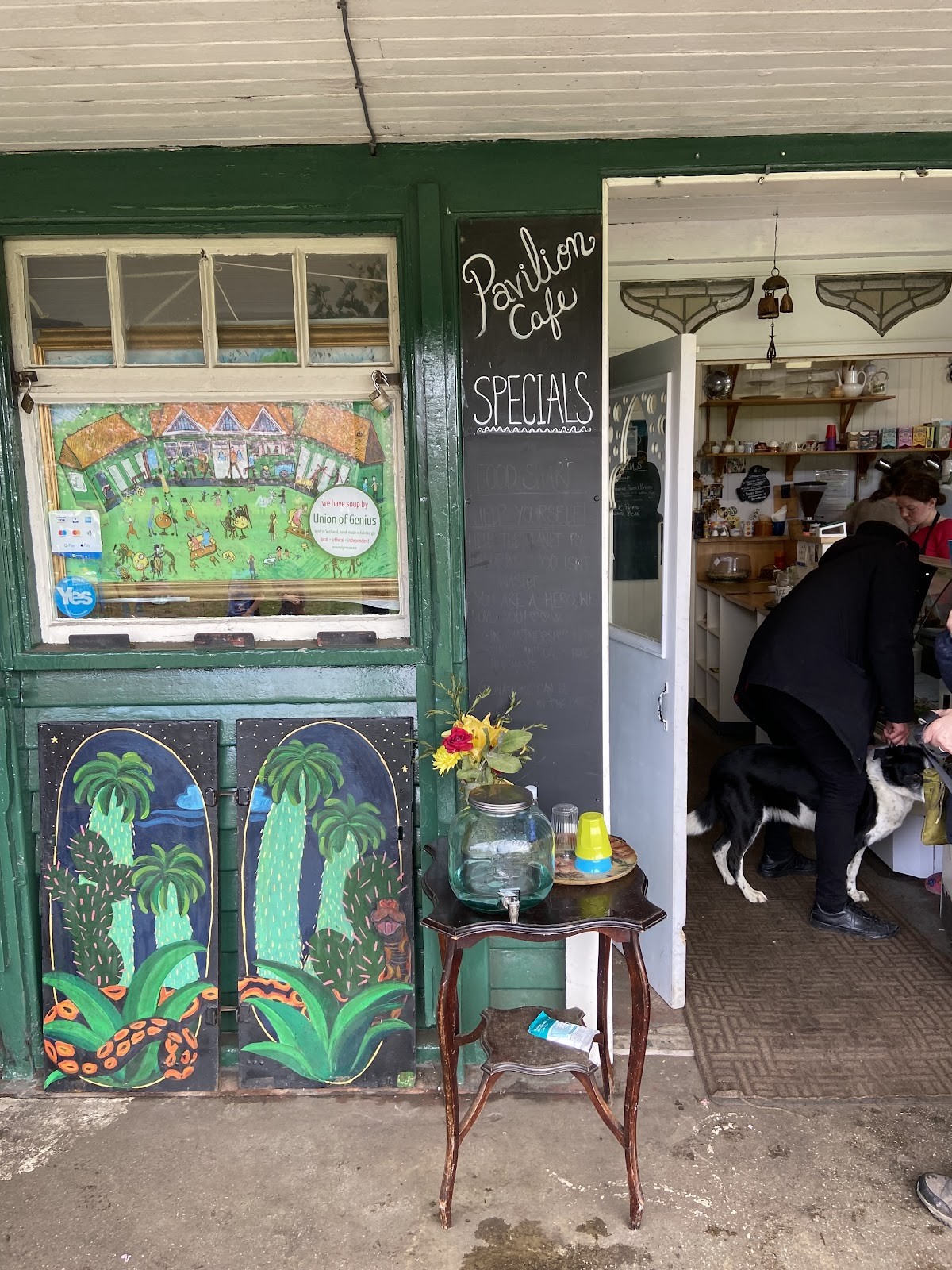 The Pavilion Café: the place