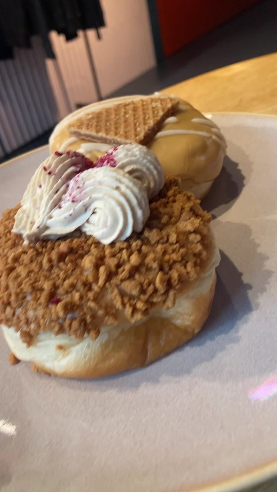 Brammibal's Donuts: food & drinks