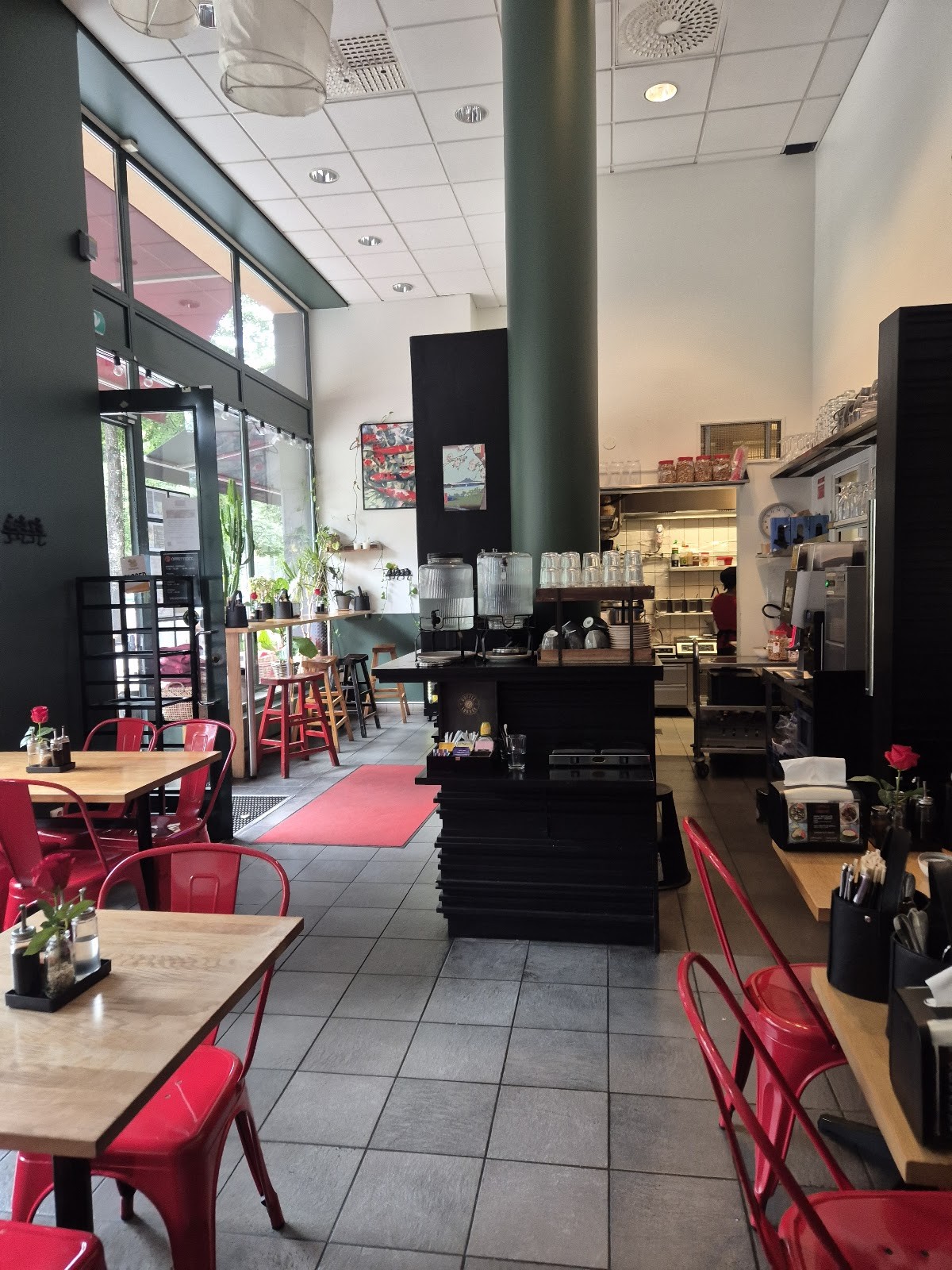 Yaya Mee Asian Fusion Food: the place