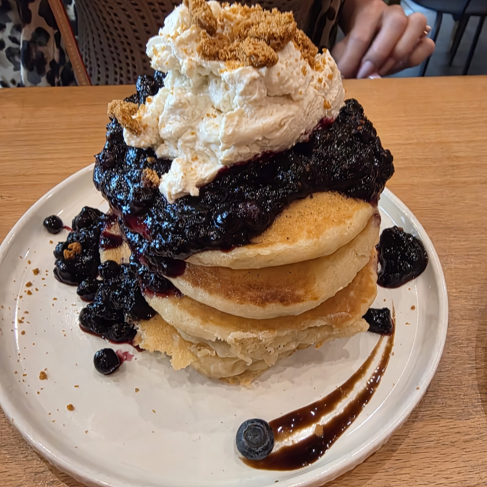 Morgentau. Restaurante Brunch Vegano Barcelona: food & drinks