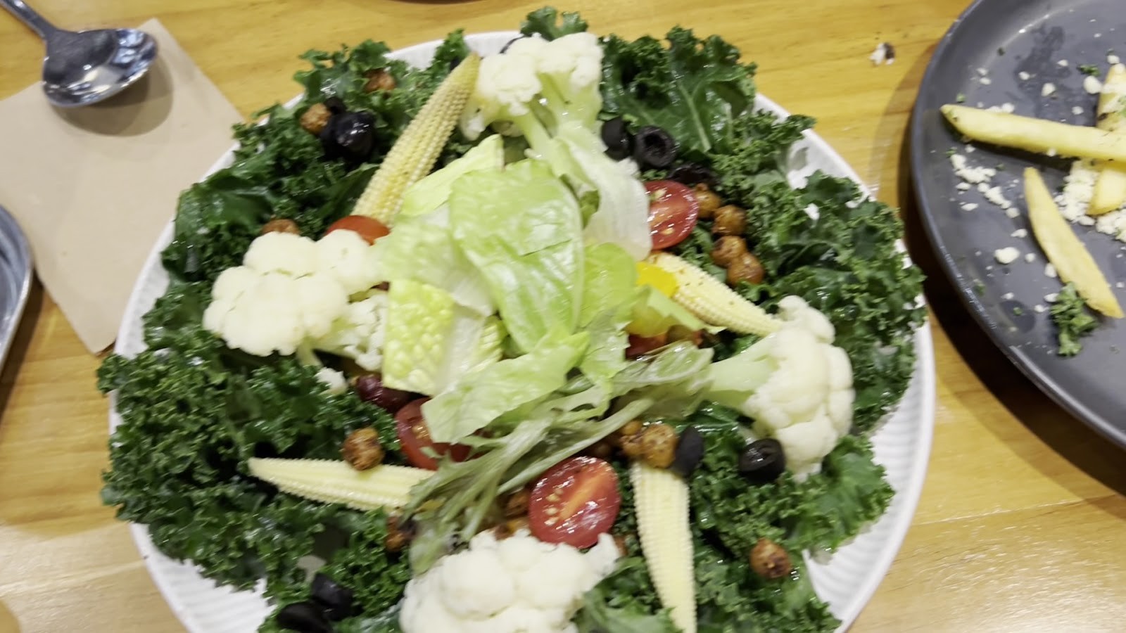 UncleQ by Veganday 純植物料理 週六日中午延長營業到15:00（L.O. 14:00): food & drinks