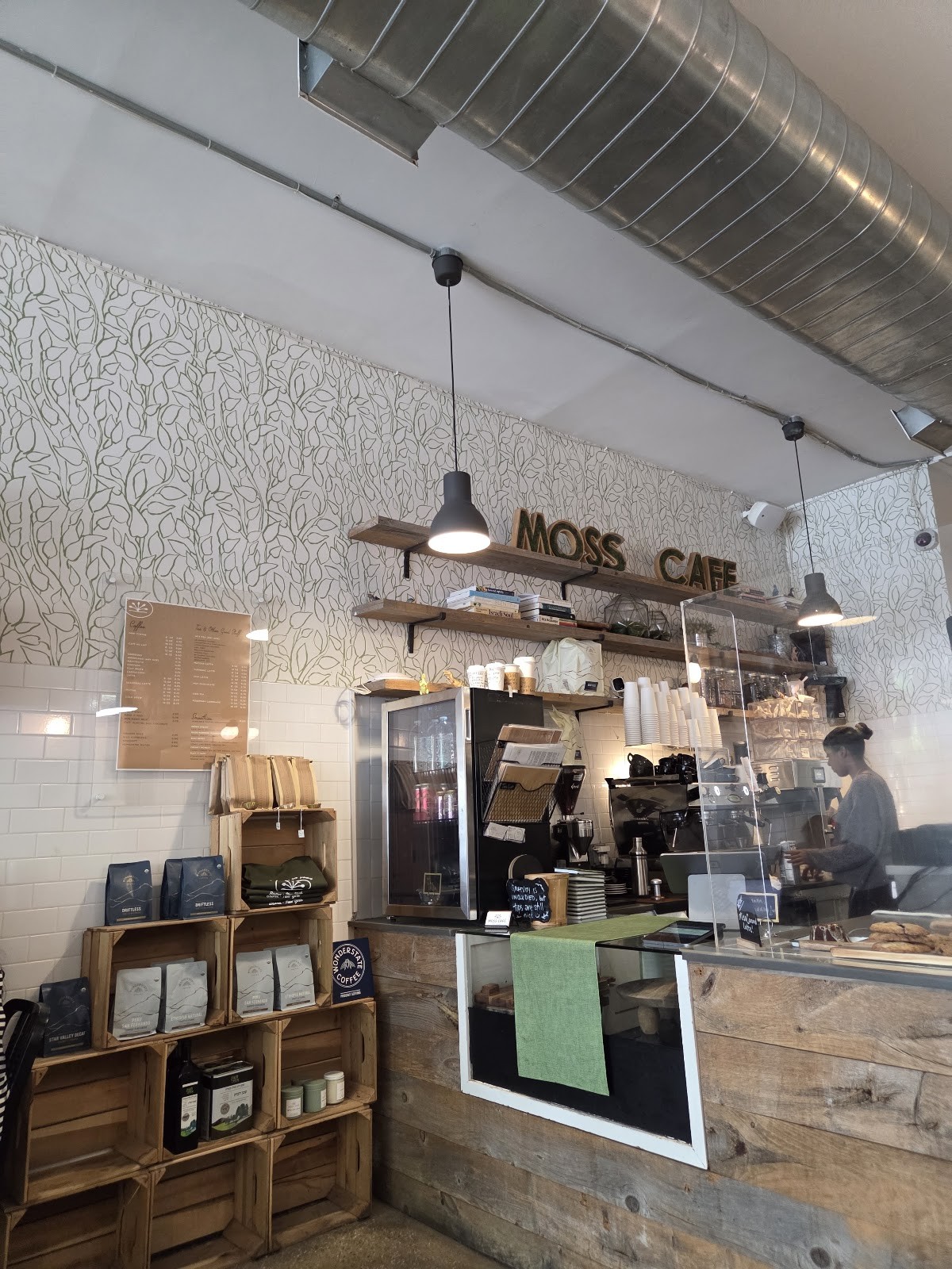 Moss Café: the place