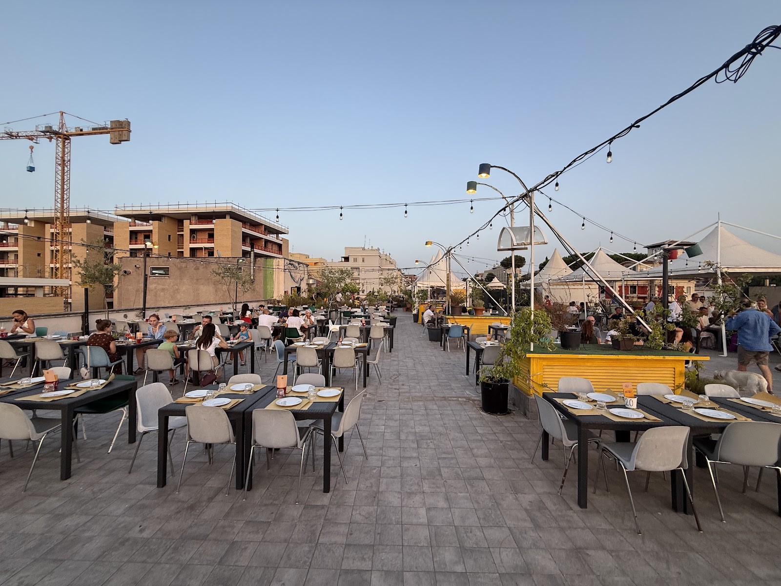 Antica Pizzeria Frontoni: the place
