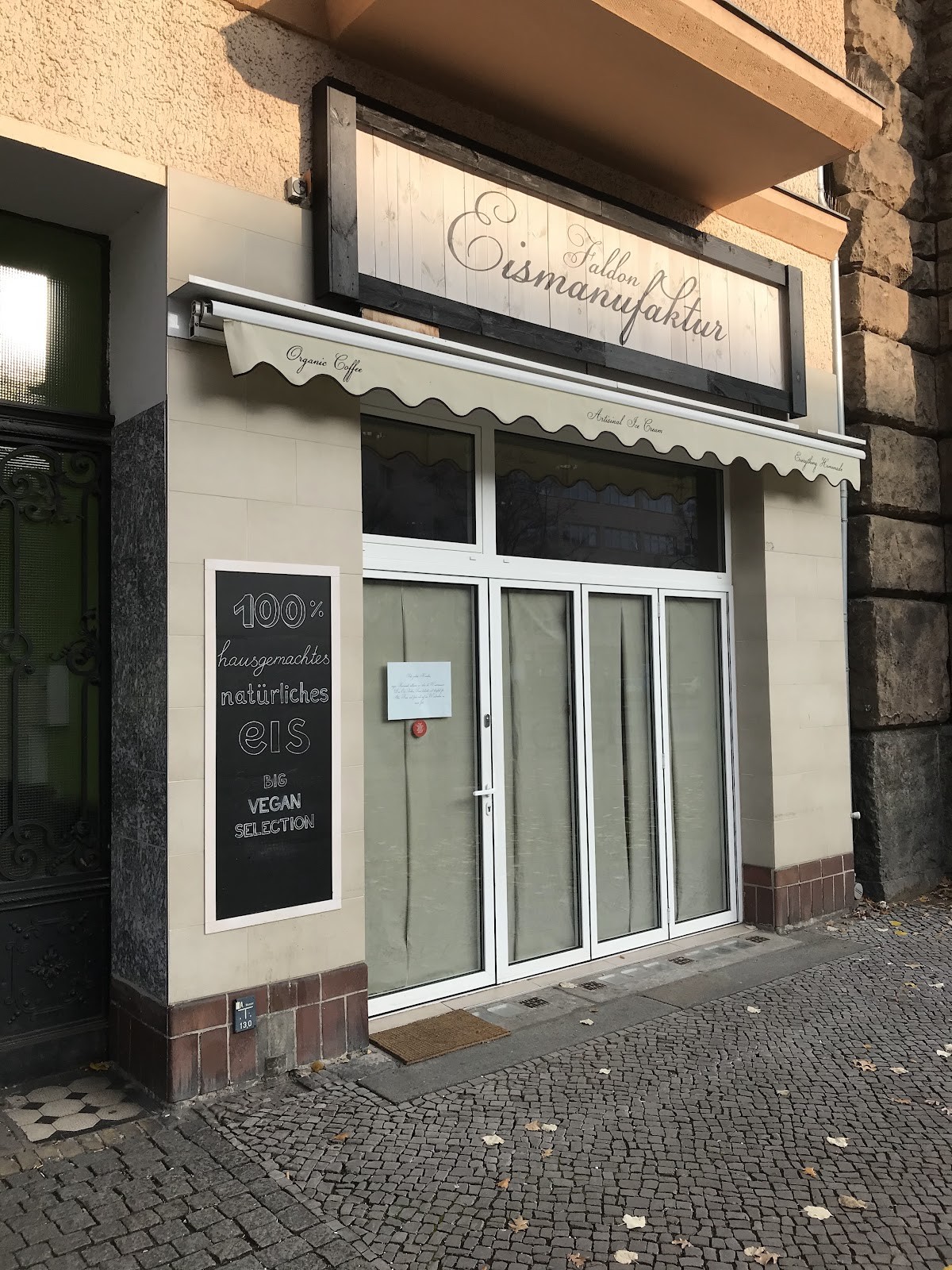 Faldon Eismanufaktur: the place