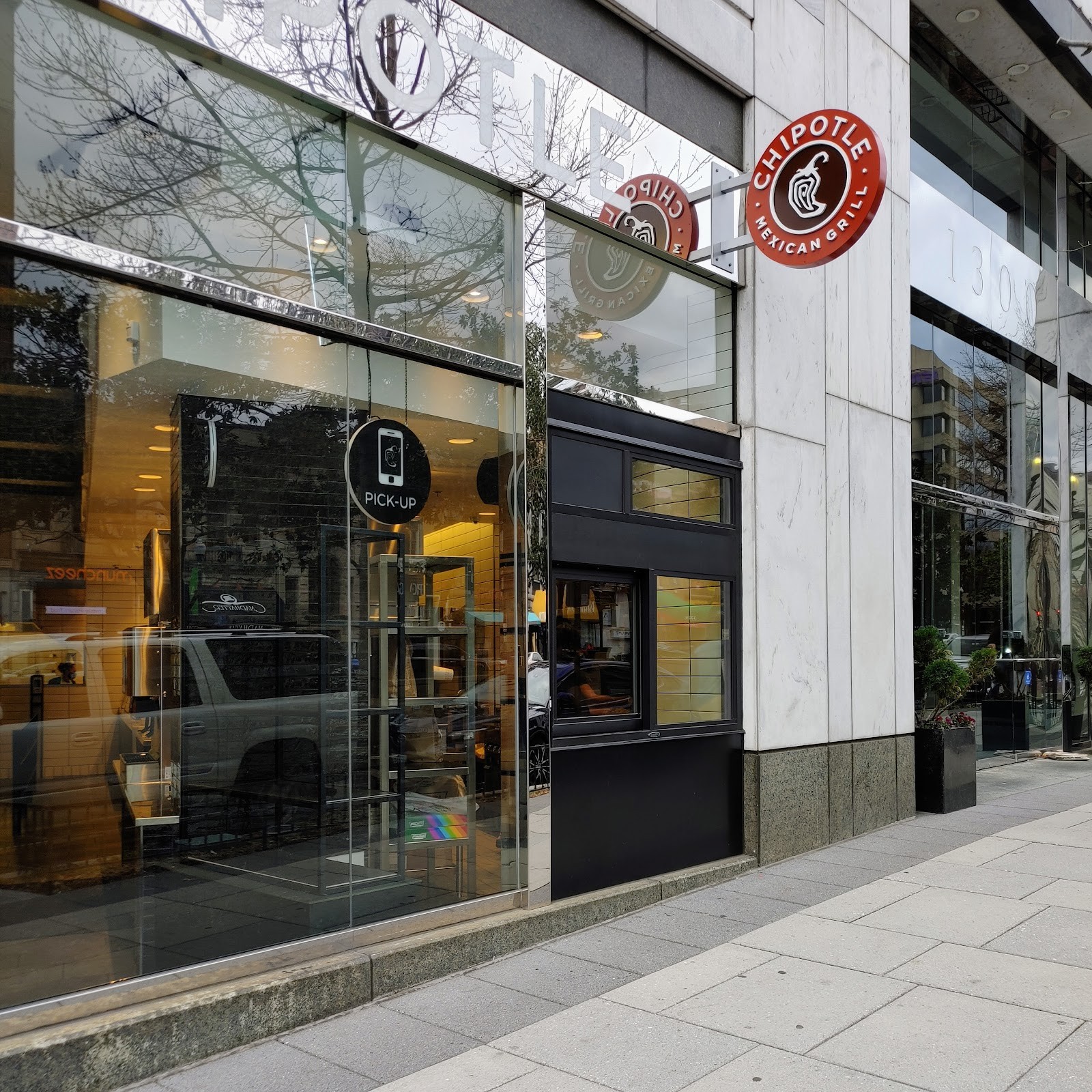 Chipotle - M St NW: the place
