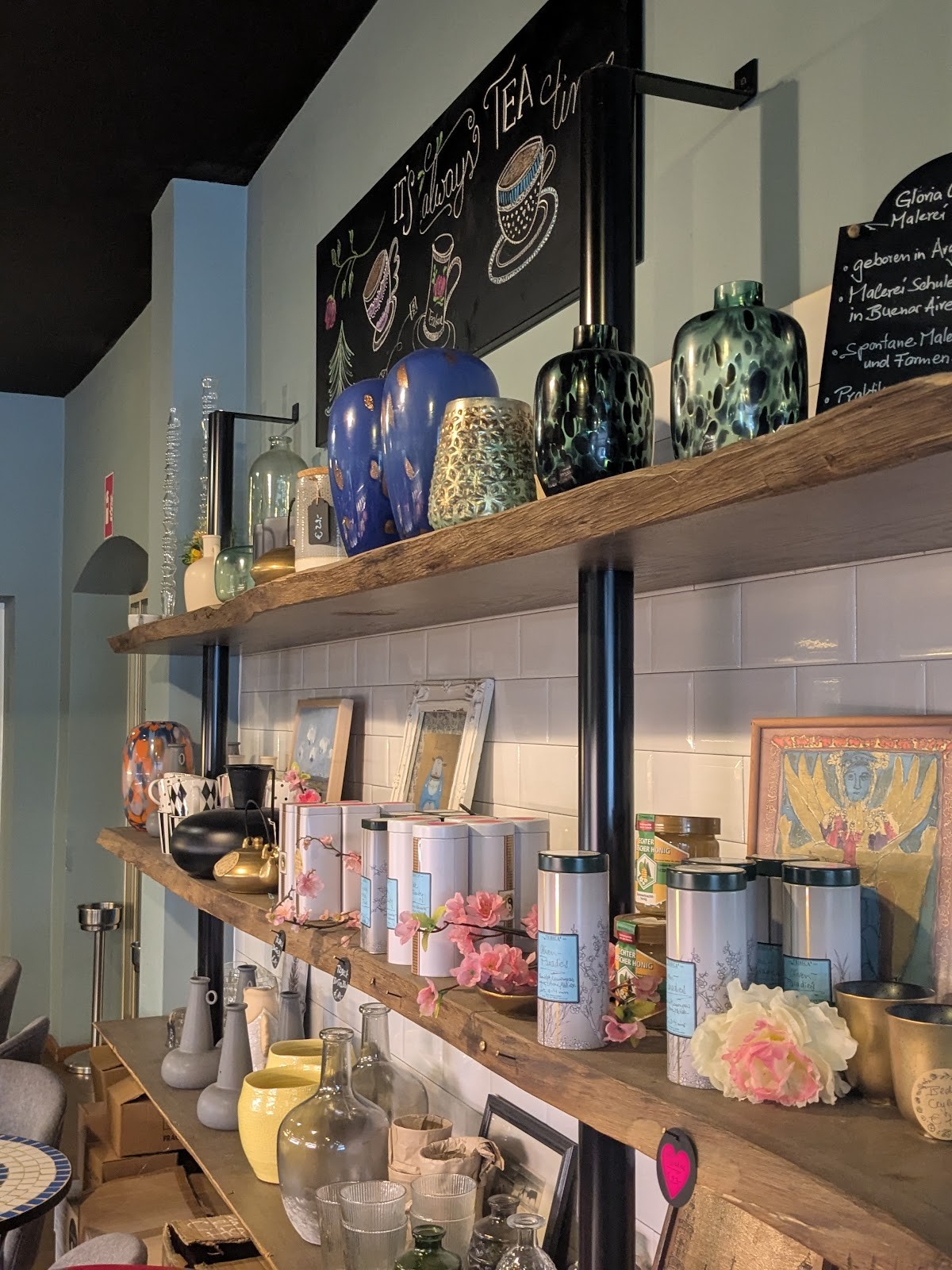 The Tribeca Cafe: the place