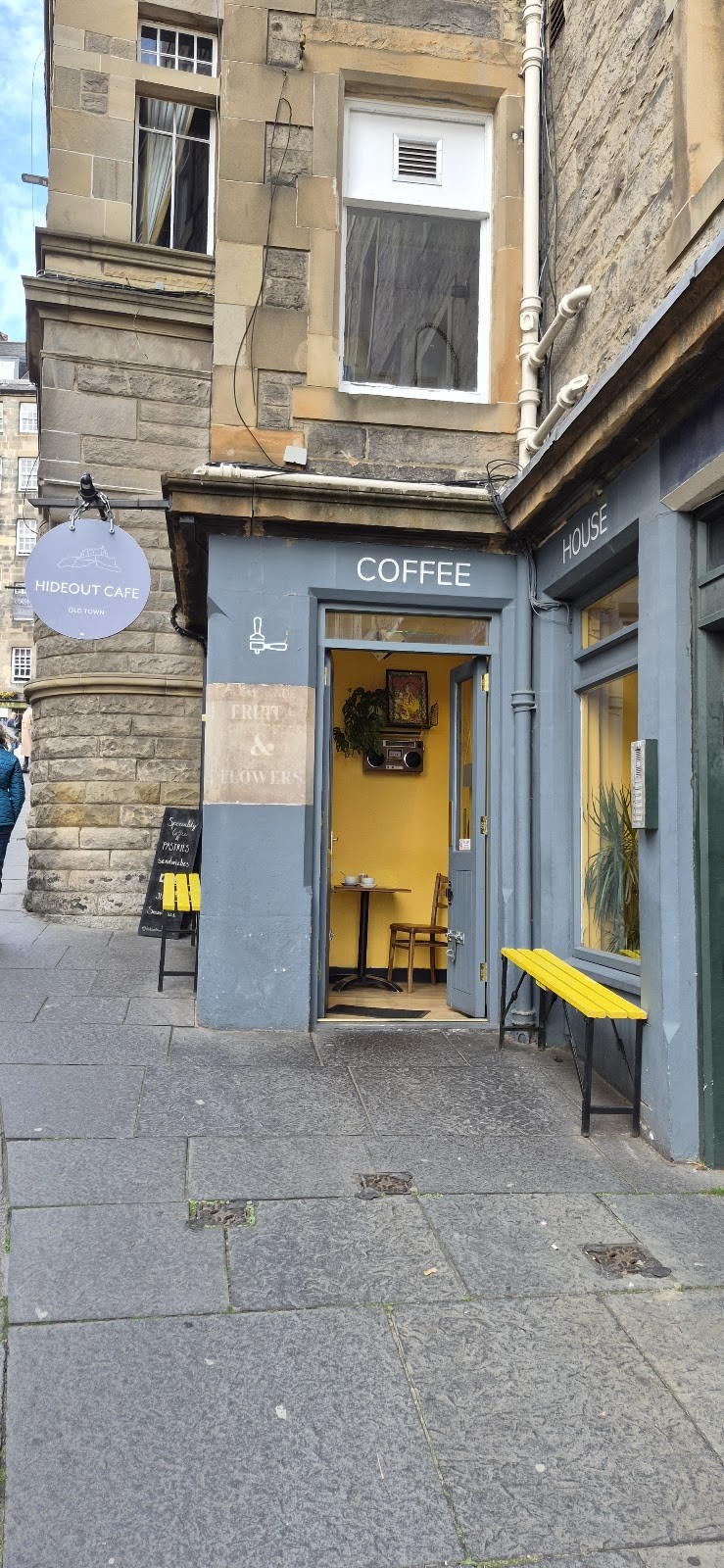 Hideout Cafe: the place