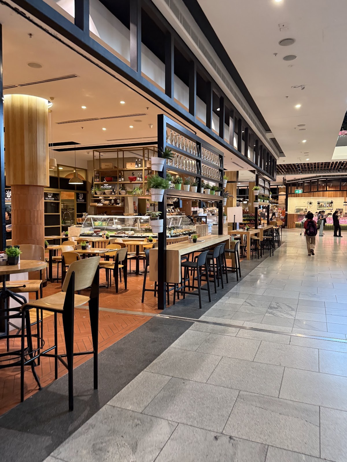 Inlakesh Living Foods: the place