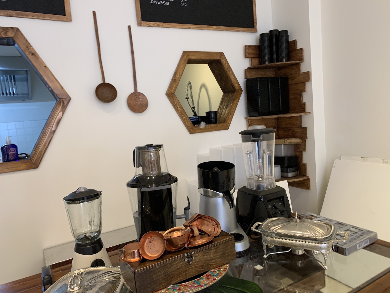 Rodja healthy deli: the place