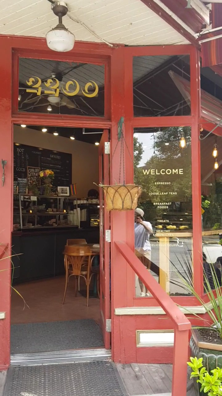 Arbutus Coffee: the place