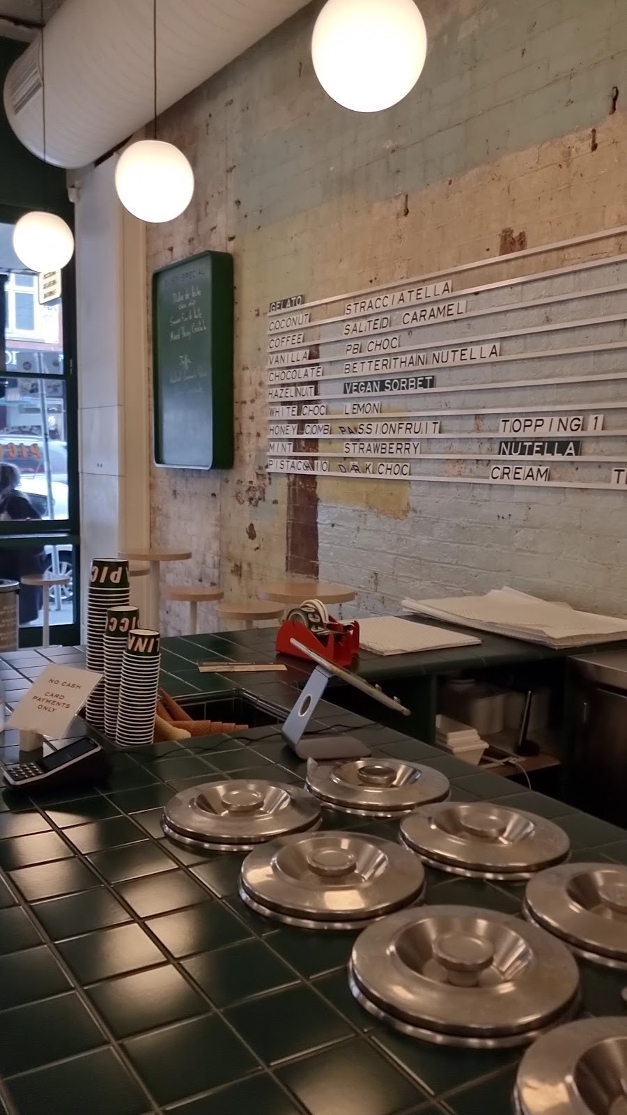 Piccolina Gelateria: the place