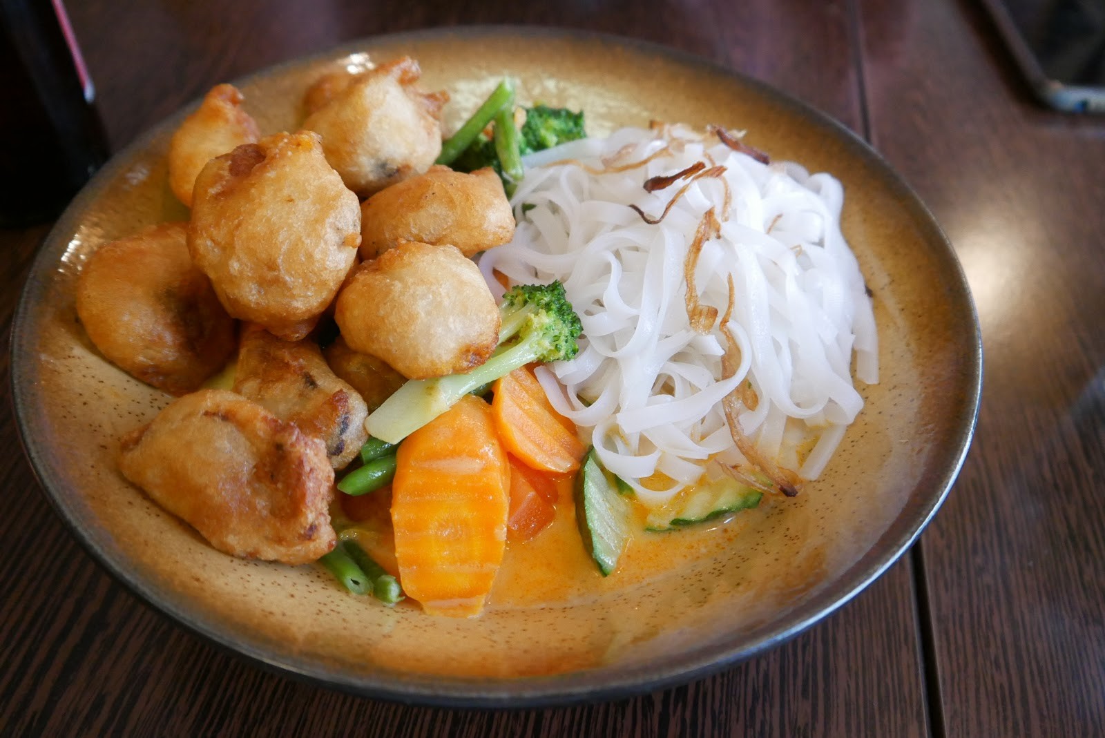 Savory Chay: food & drinks