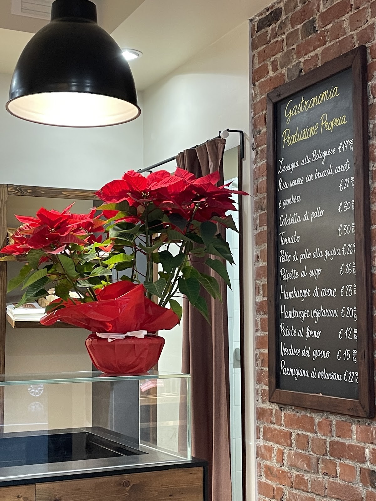 Italian Bakery: the place