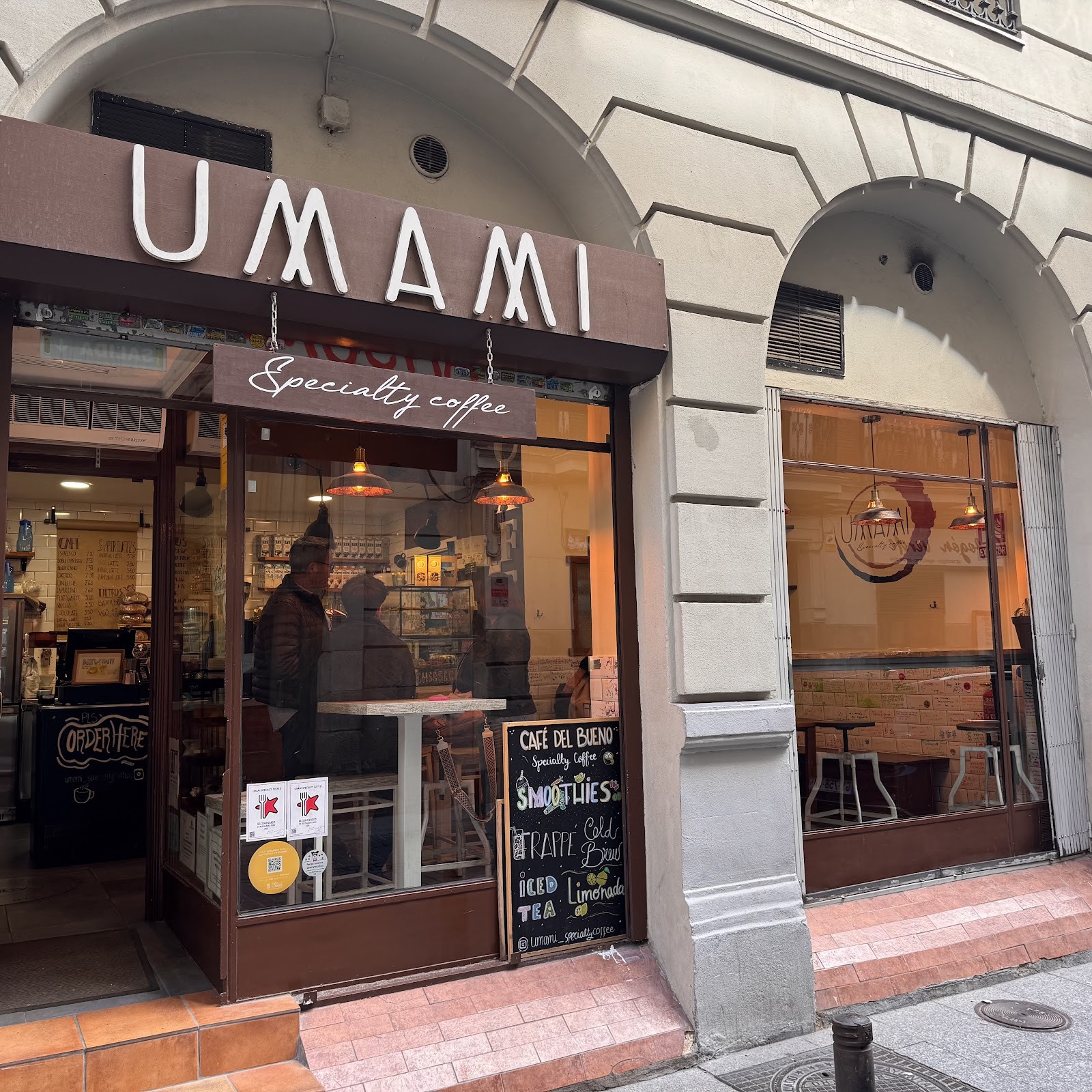 UMAMI SPECIALTY COFFEE: the place
