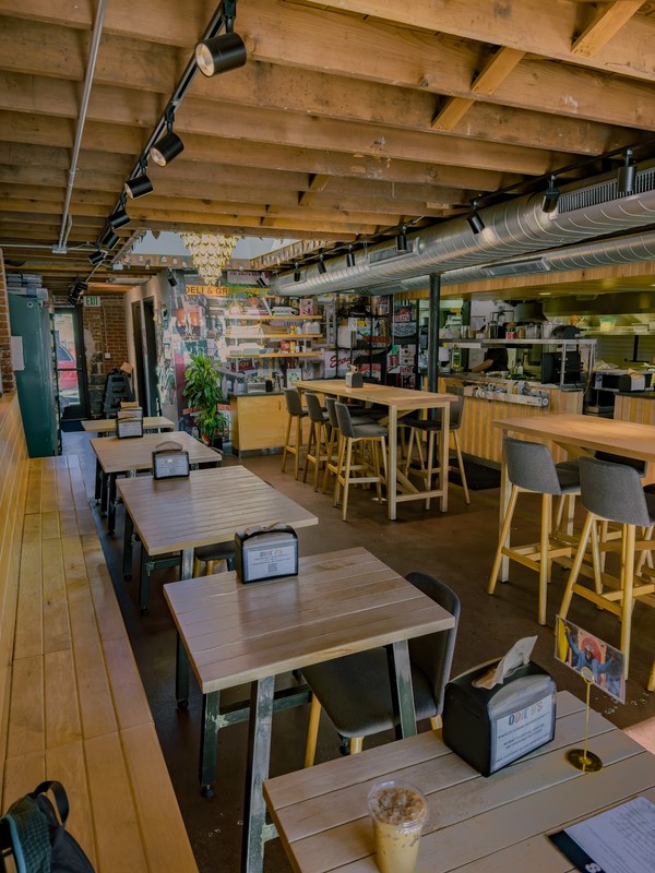 Odie B's Sunnyside: photo 4