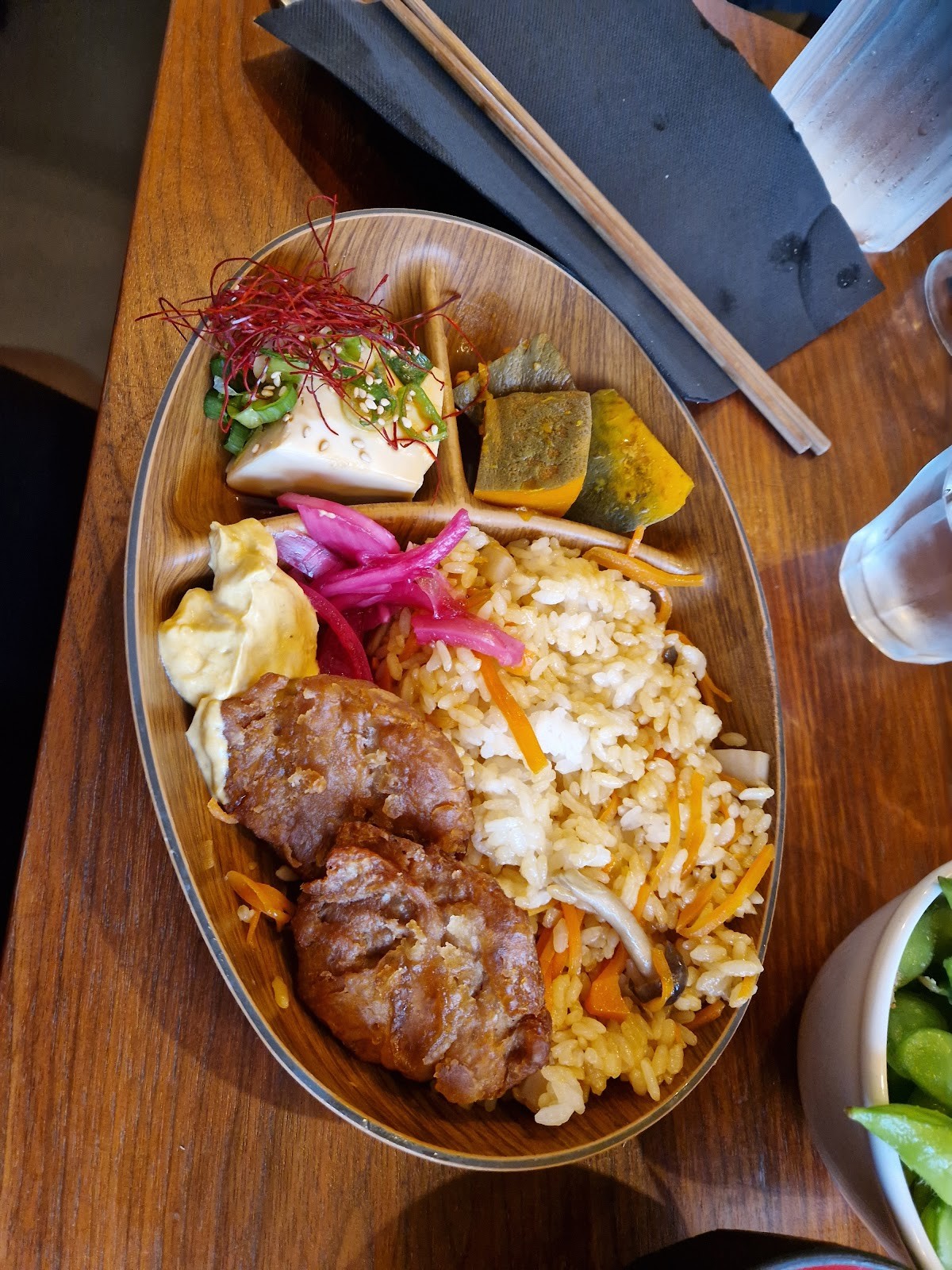 Mori café: food & drinks