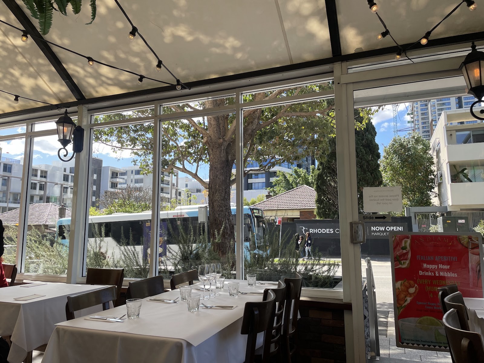 Andiamo Trattoria Rhodes: the place