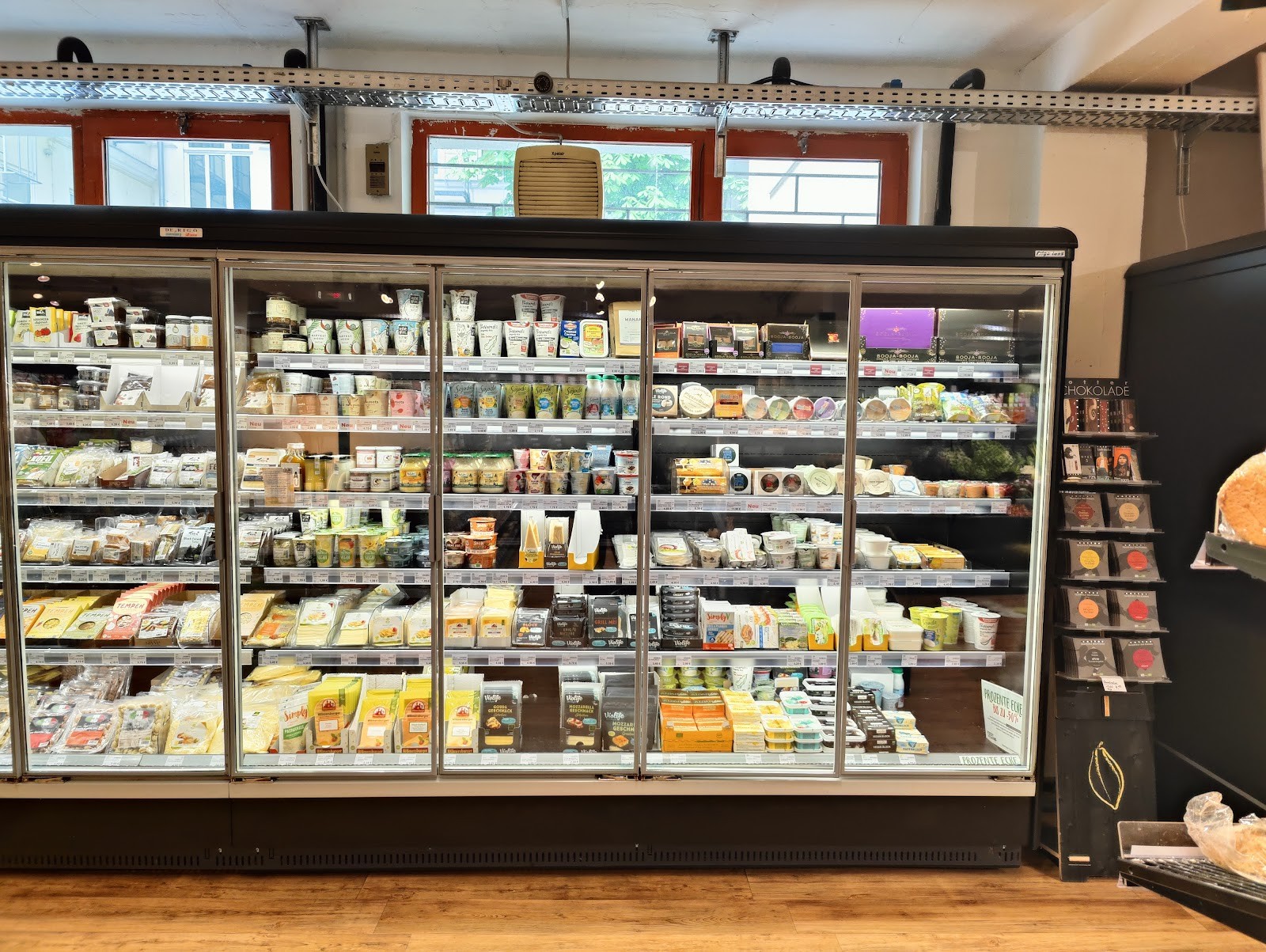 MaranVEGAN: the place