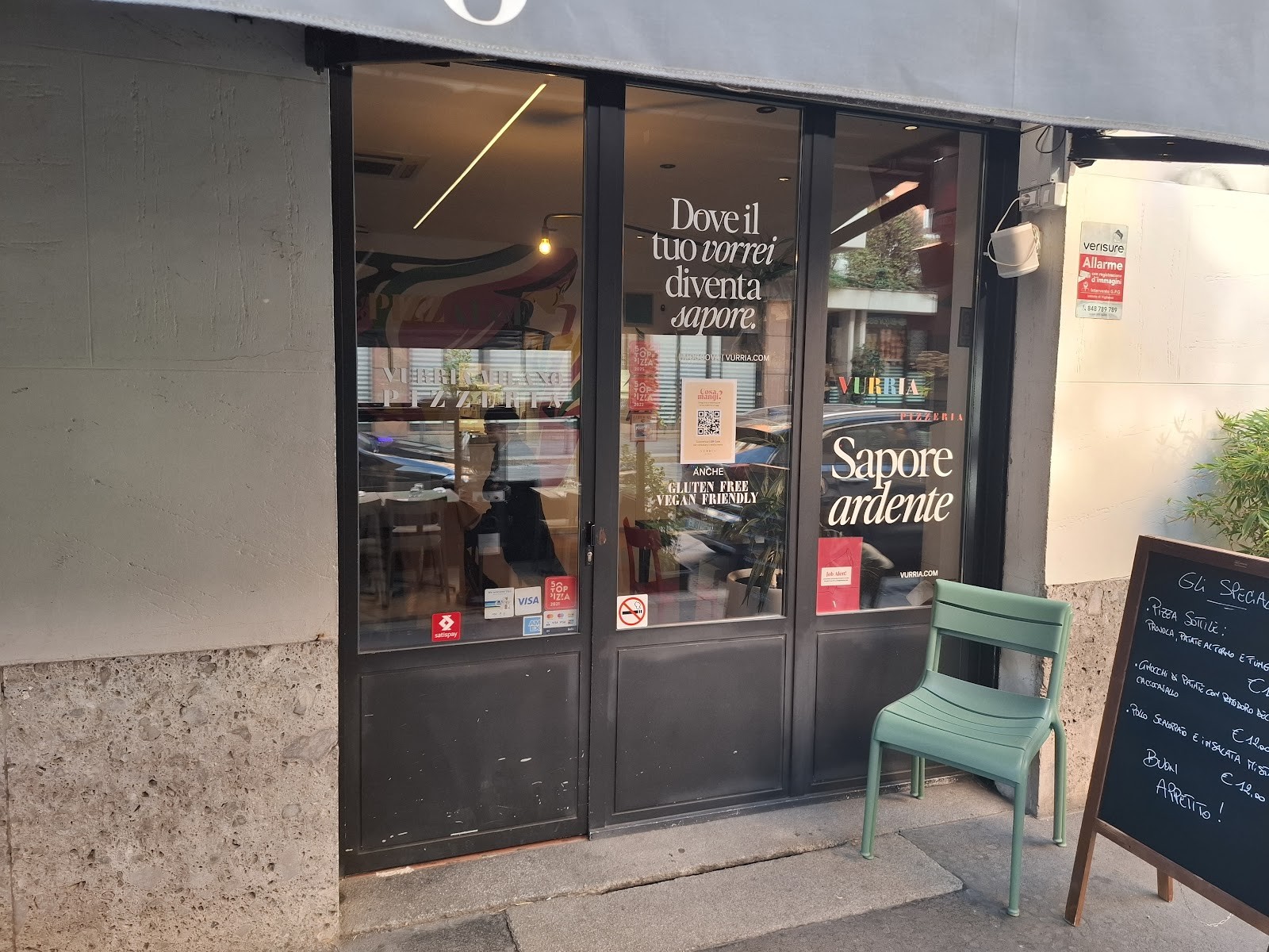 Vurria Pizzeria: the place
