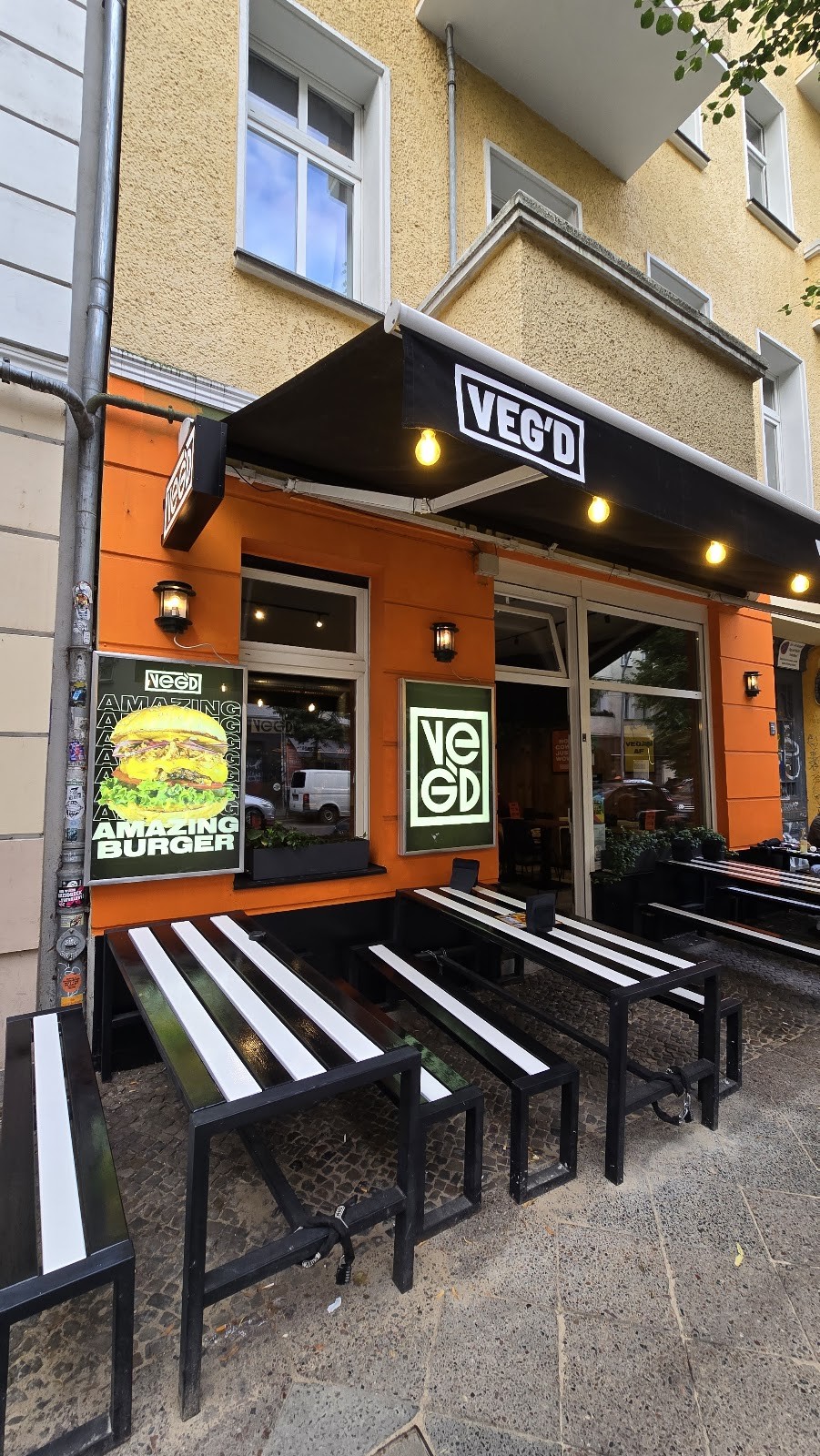 VEG'D - Vegan Burgers - F-hain: the place